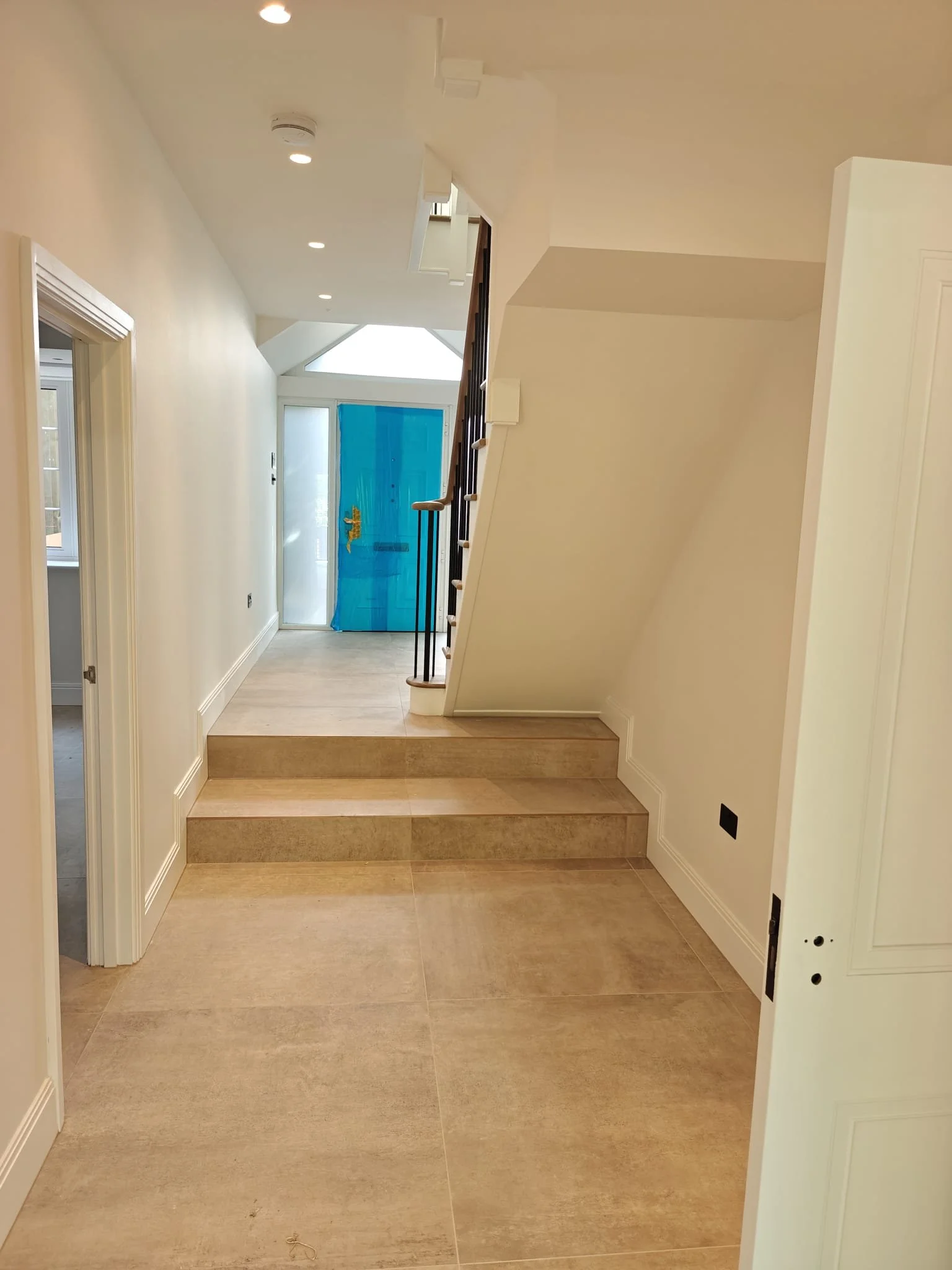 WhatsApp Image 2025-12-14 at 19.42.15 (4).jpeg