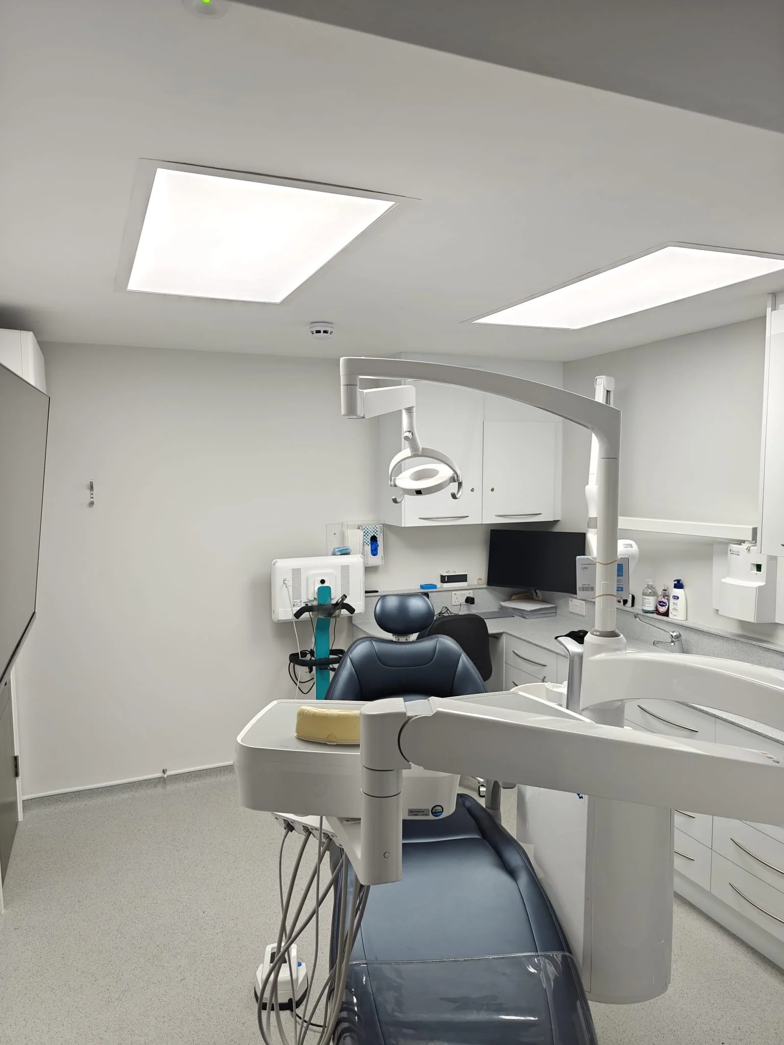 WhatsApp Image 2025-12-14 at 19.48.31.jpeg