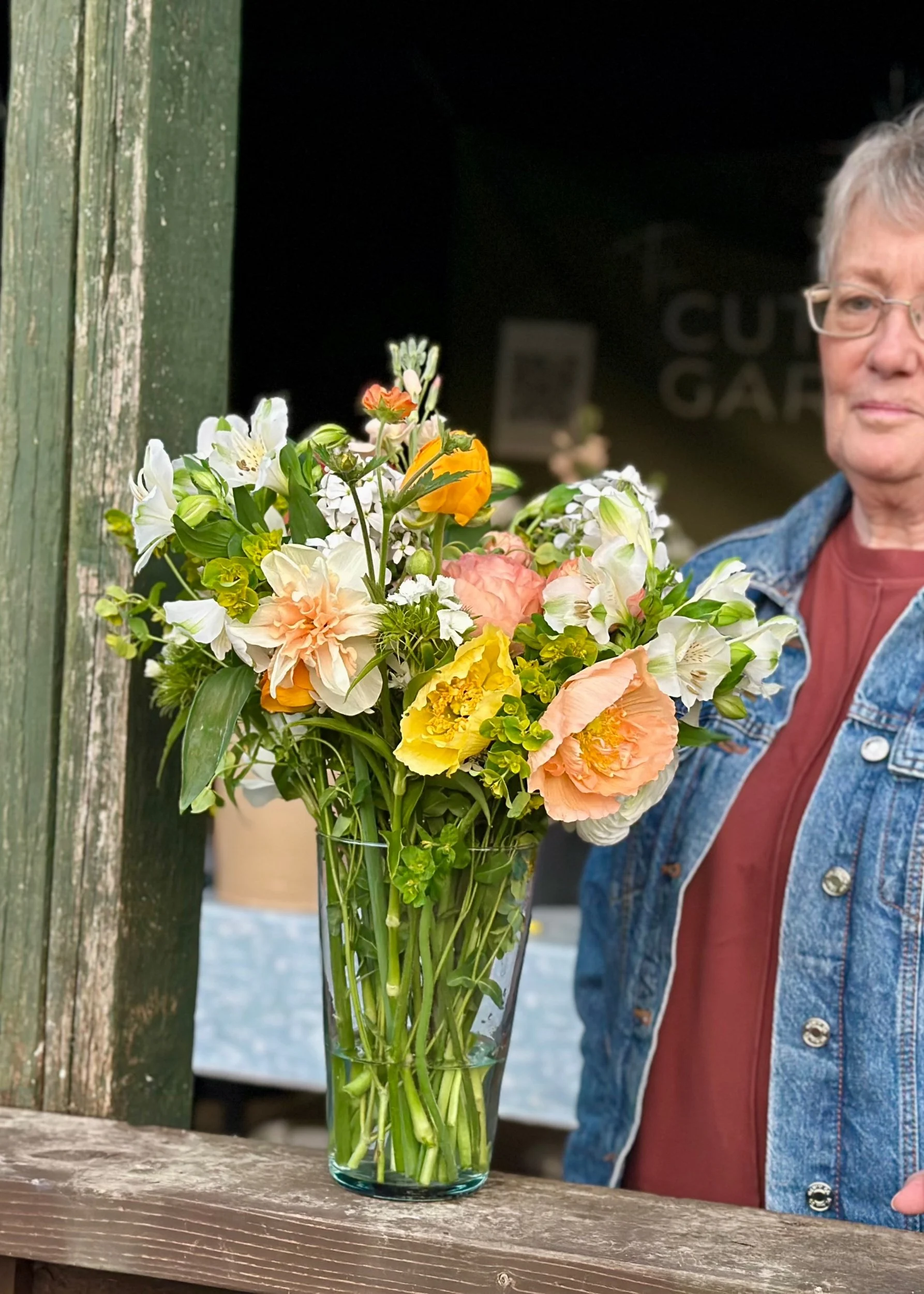 Poppies vase.jpg