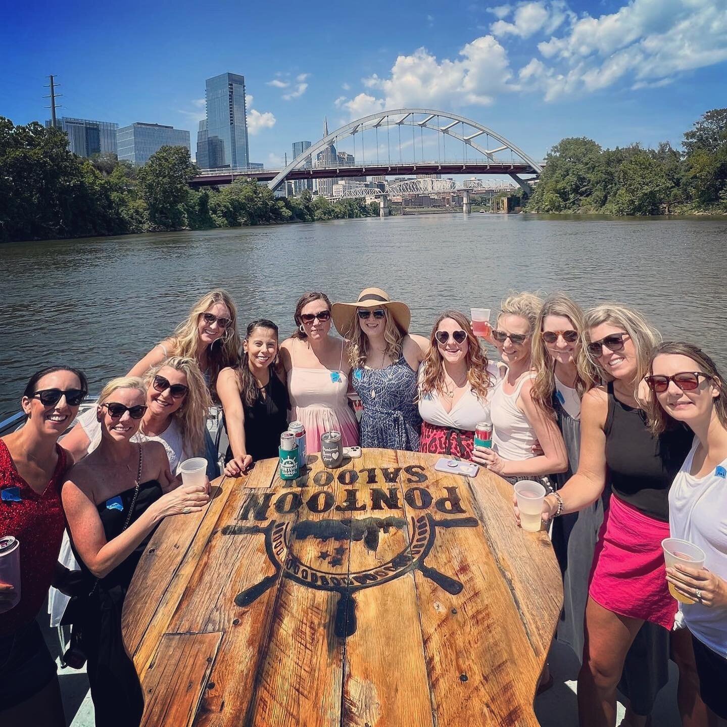 Anchors away! We had a BLAST kicking off our inaugural year with our Moms&rsquo; Mimosa Cruise on @pontoonsaloon! A BIG thanks to all that came out, and especially our incredible social chairs @wineswithamy @lindzy45 for putting it all together! 🥂🛥