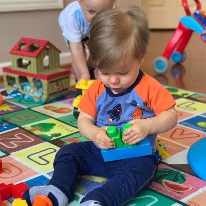 We are excited for the return of our weekly playgroups! Weekly playgroups are designed to be accessible for all and to build upon monthly themes that you can integrate into your family routines. Enjoy fun activities with your little one while connect