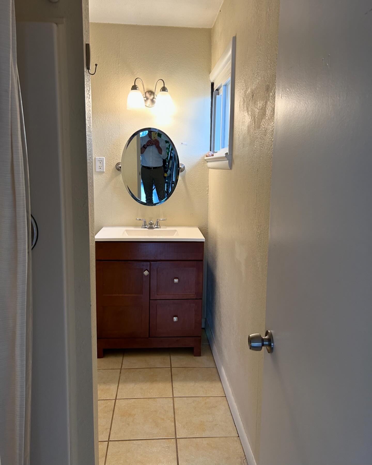 Small bathroom design and remodel!
