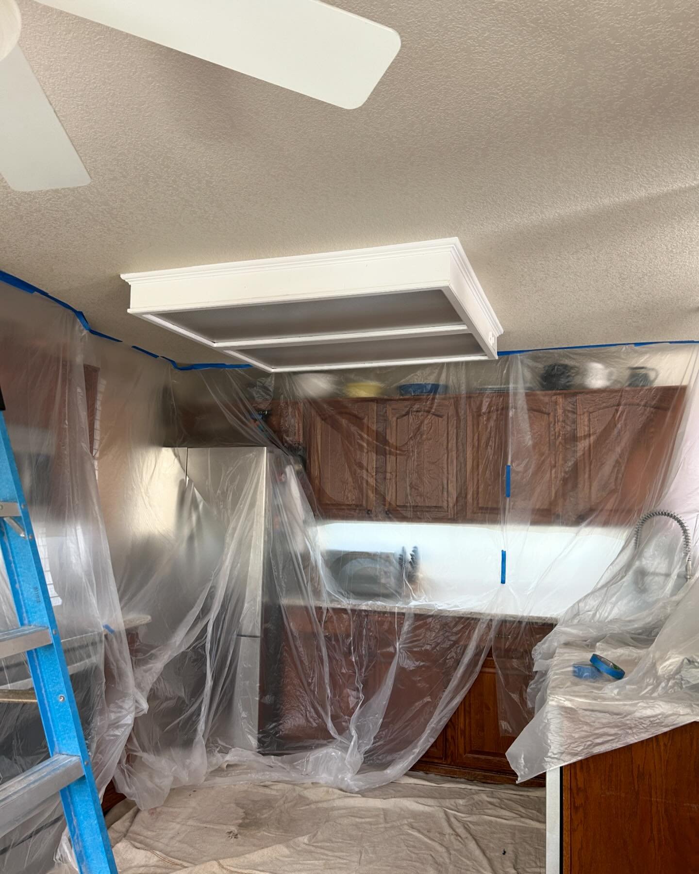 Out with the 1980&rsquo;s and in with slim-fit recessed lighting!