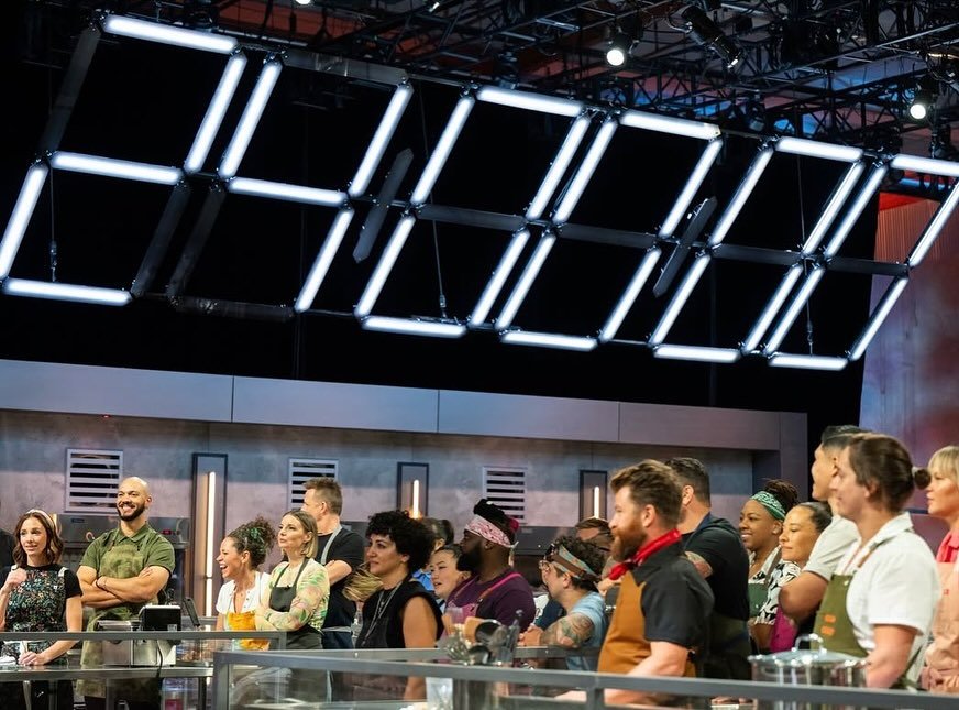 The season premiere of 24 in 24: Last Chef Standing, this Sunday, April 27th at 8pm on Food Network!🔥 Catch @chefsawyer and @chefdphillips as they compete in this epic culinary marathon and part social experiment where 24 chefs take on 24 challenges