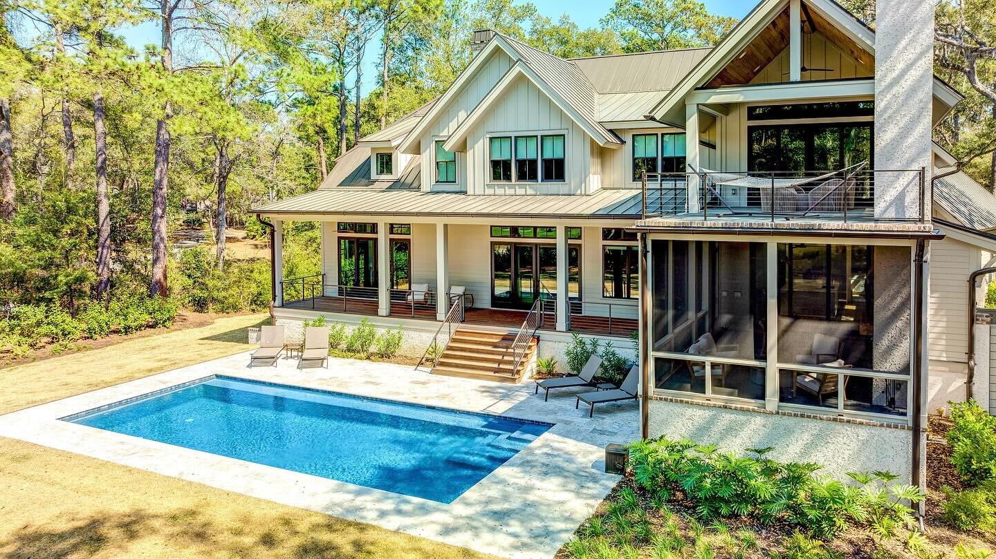 Enjoying the nice weather today? What is your favorite outdoor space to enjoy the sunshine? Patio, porch, poolside? 

#sunshine #homebuilder #customhomes #pool #patio #outdoorliving #hiltonheadhomes