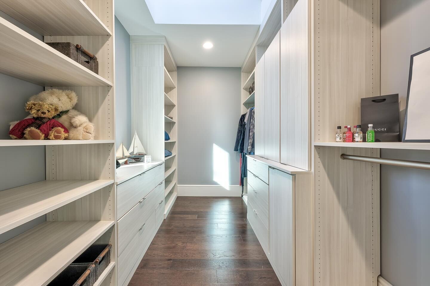 Did you do your spring cleaning yet? Clean out the closet &amp; bring those lighter clothes to the front! 

#spring #springcleaning #walkincloset #homebuilder #customhomes