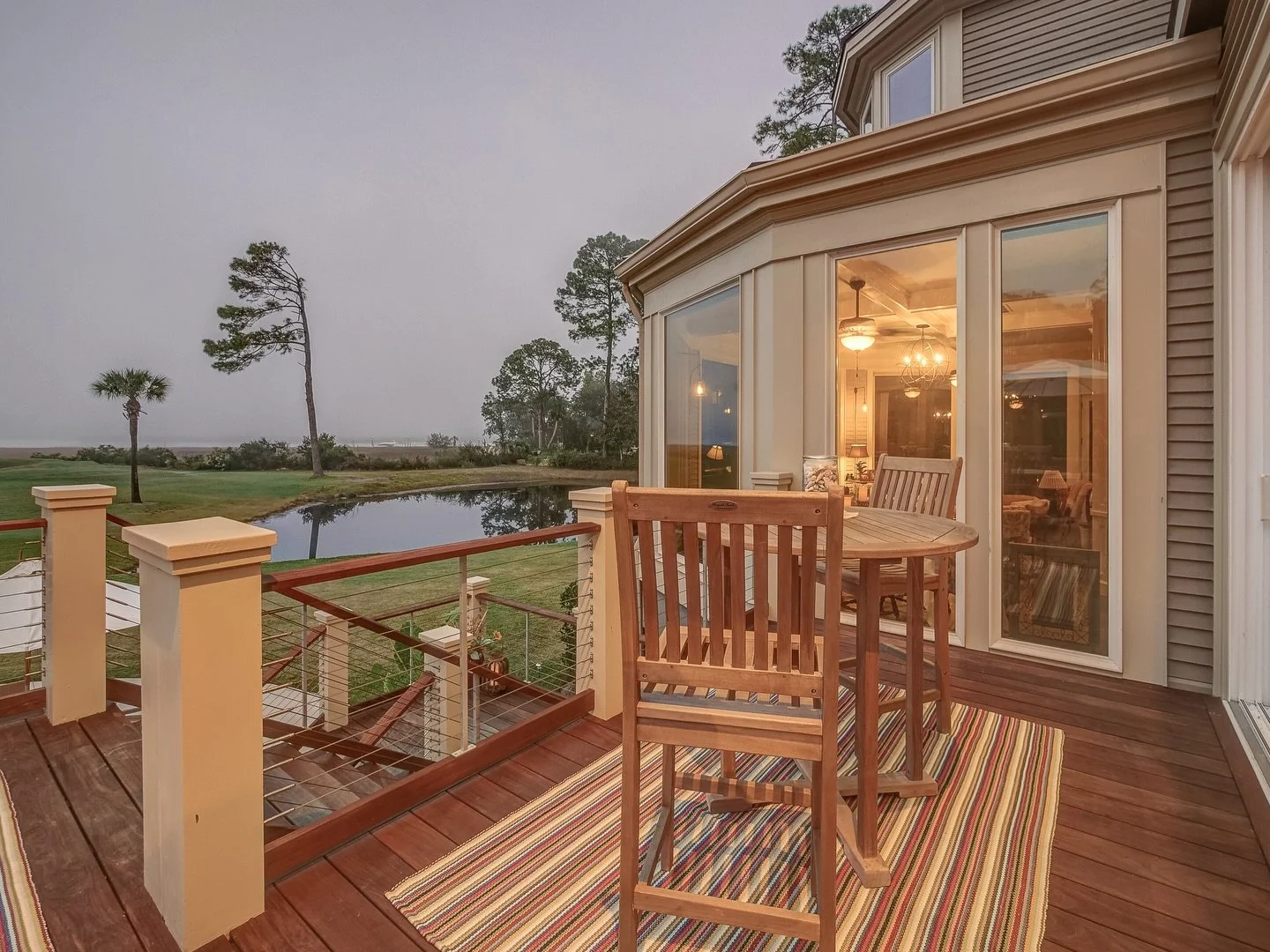 Happy Valentine&rsquo;s Day! 🤍
Hoping for a quiet evening with your favorite person? We&rsquo;ll set the mood &hellip; 
.
.
.
#valentinesday #outdoorliving #firepit #home #exteriordesign