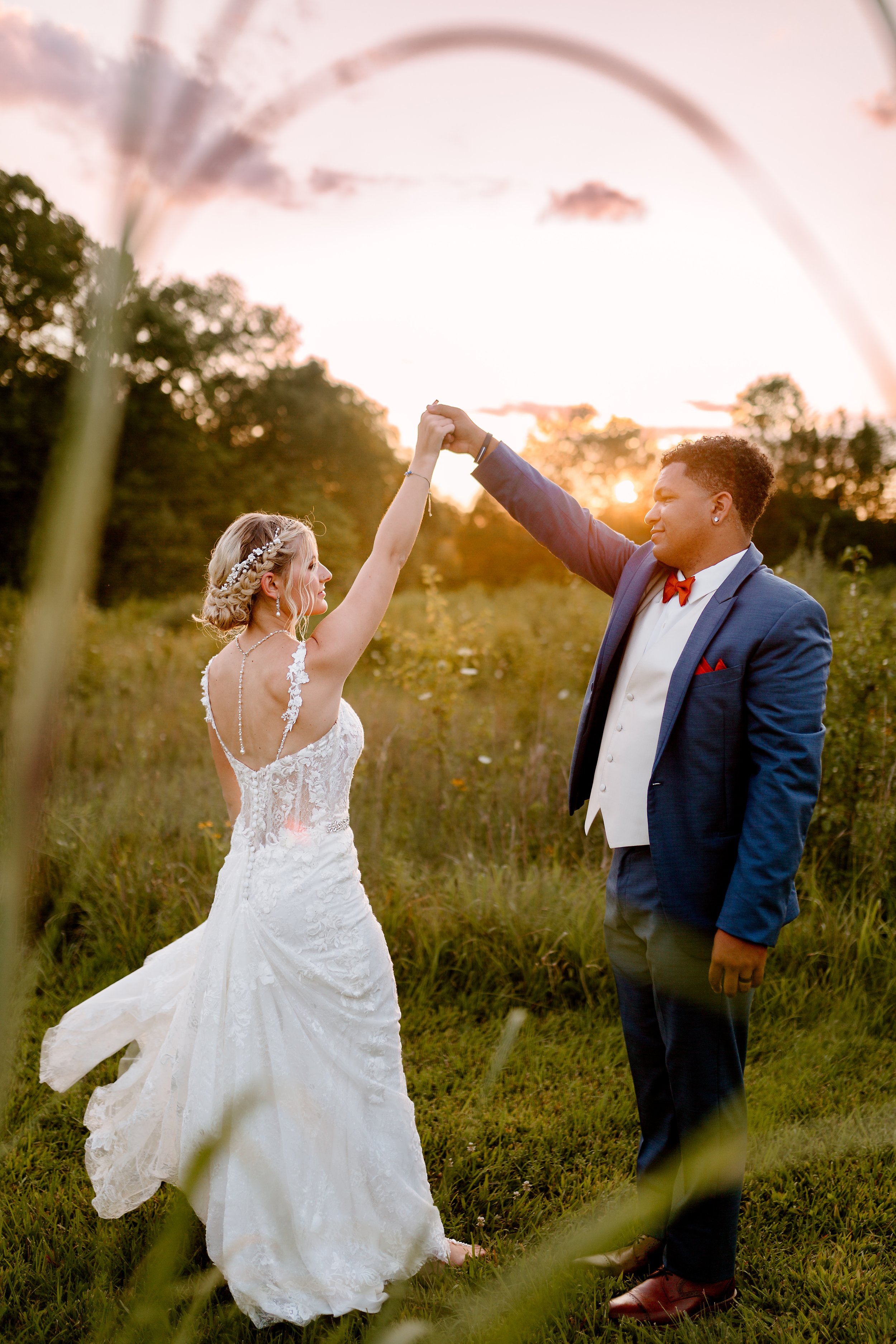 couple dancing after their wedding in shepherdsville kentucky