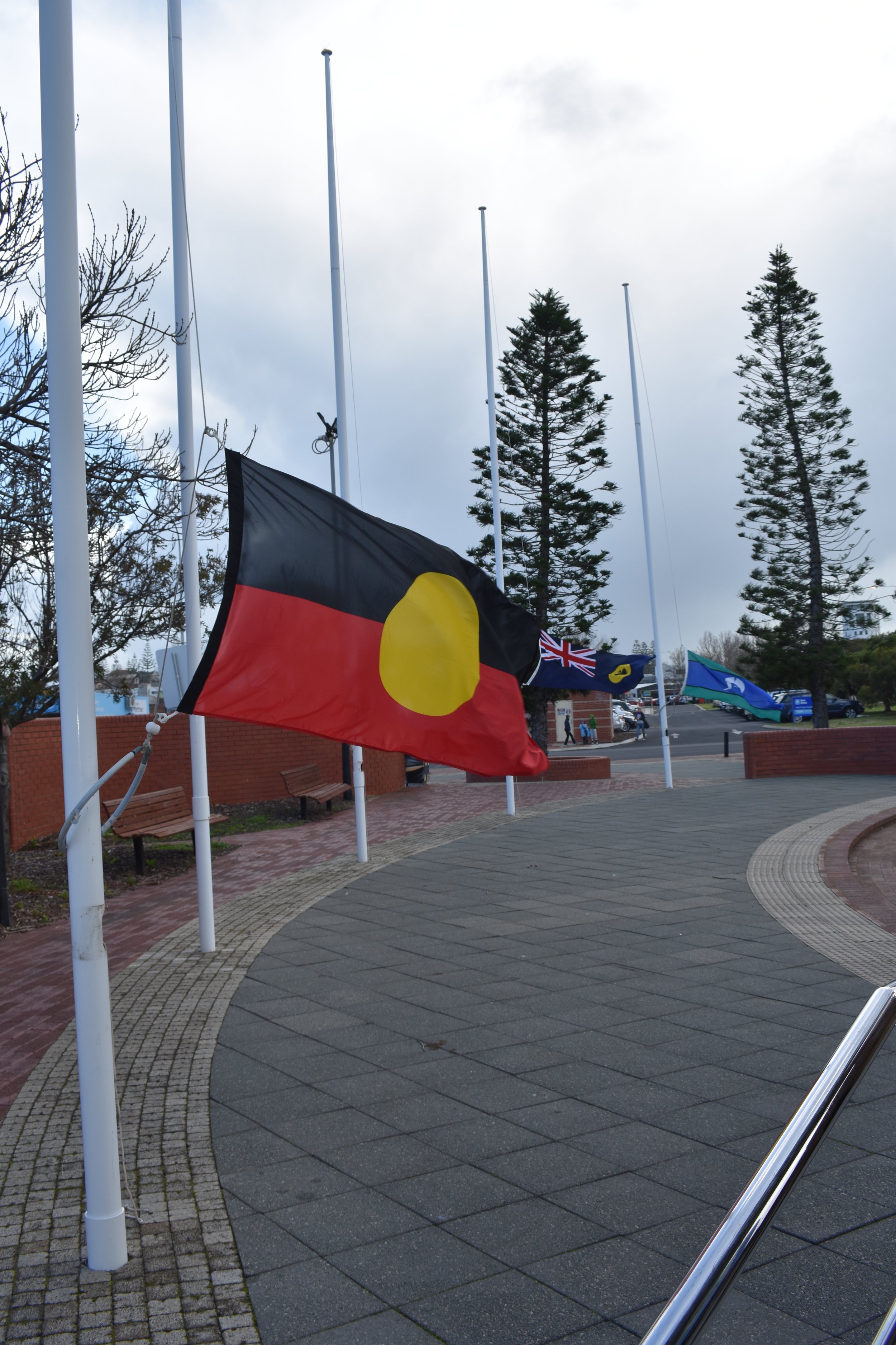 Photos — WARDANDI ABORIGINAL CORPORATION