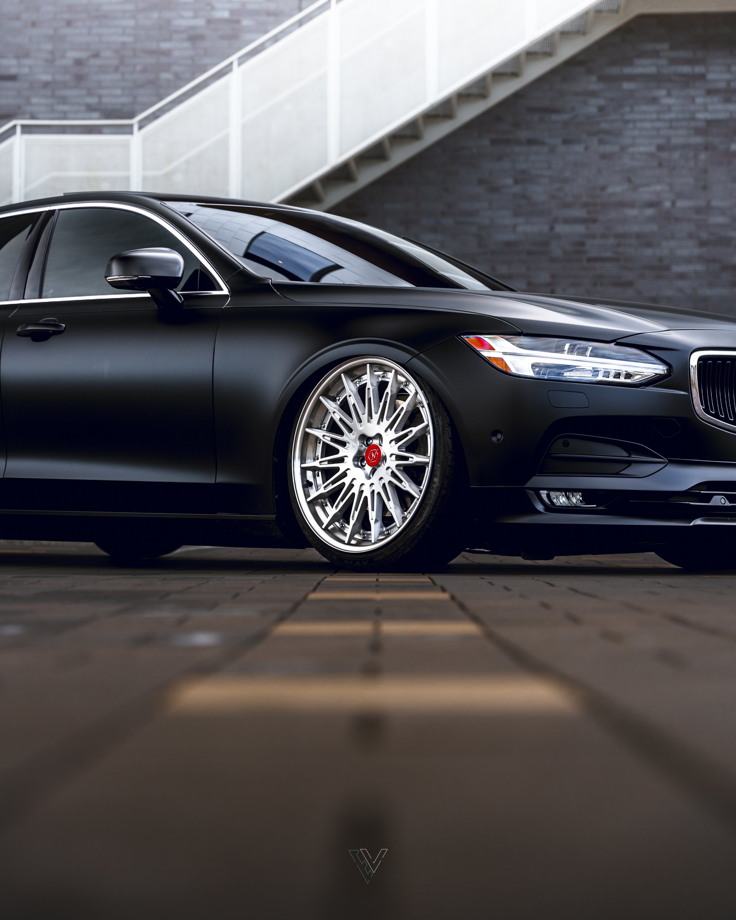 Dylan Volvo-93.jpg