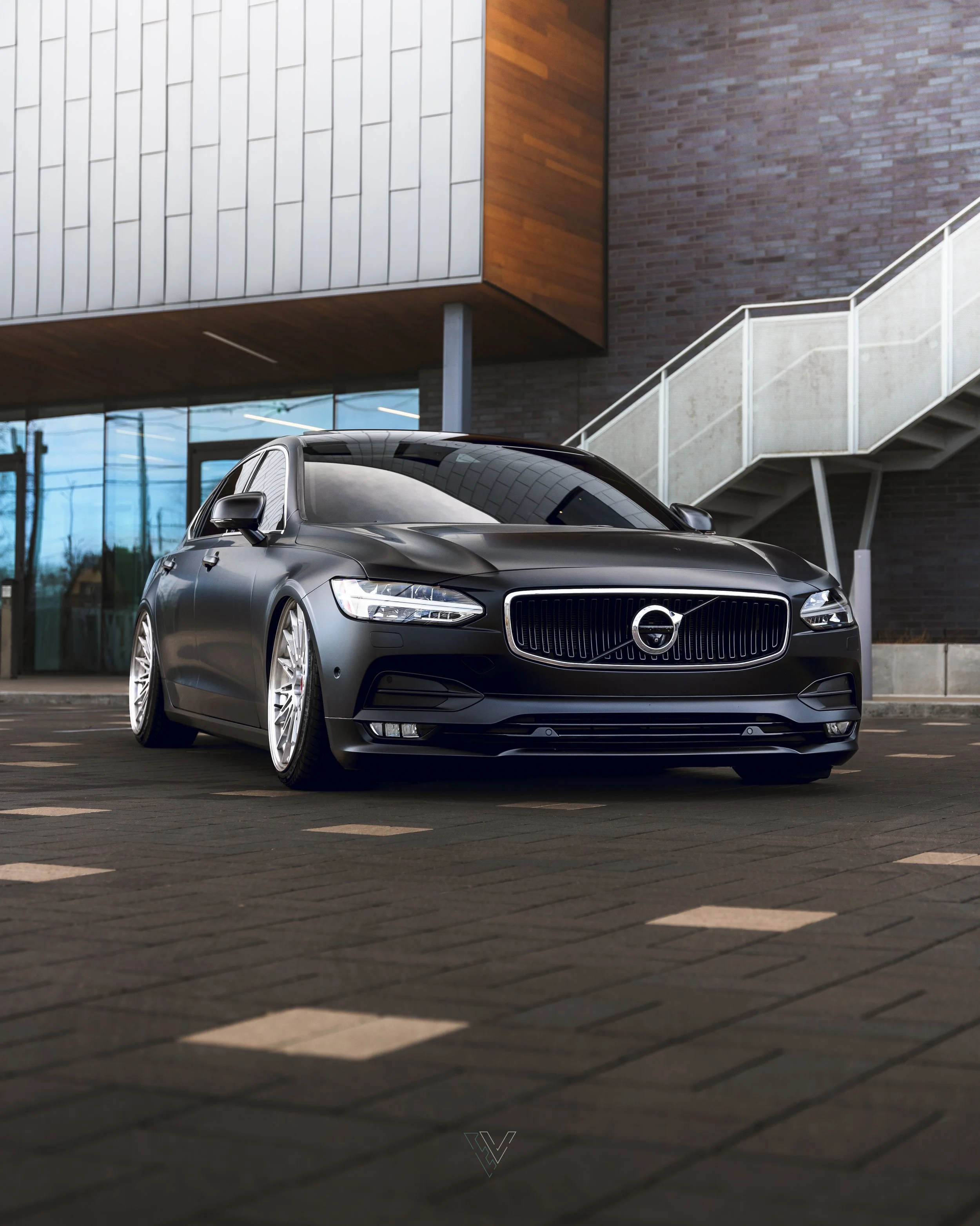 Dylan Volvo-90.jpg