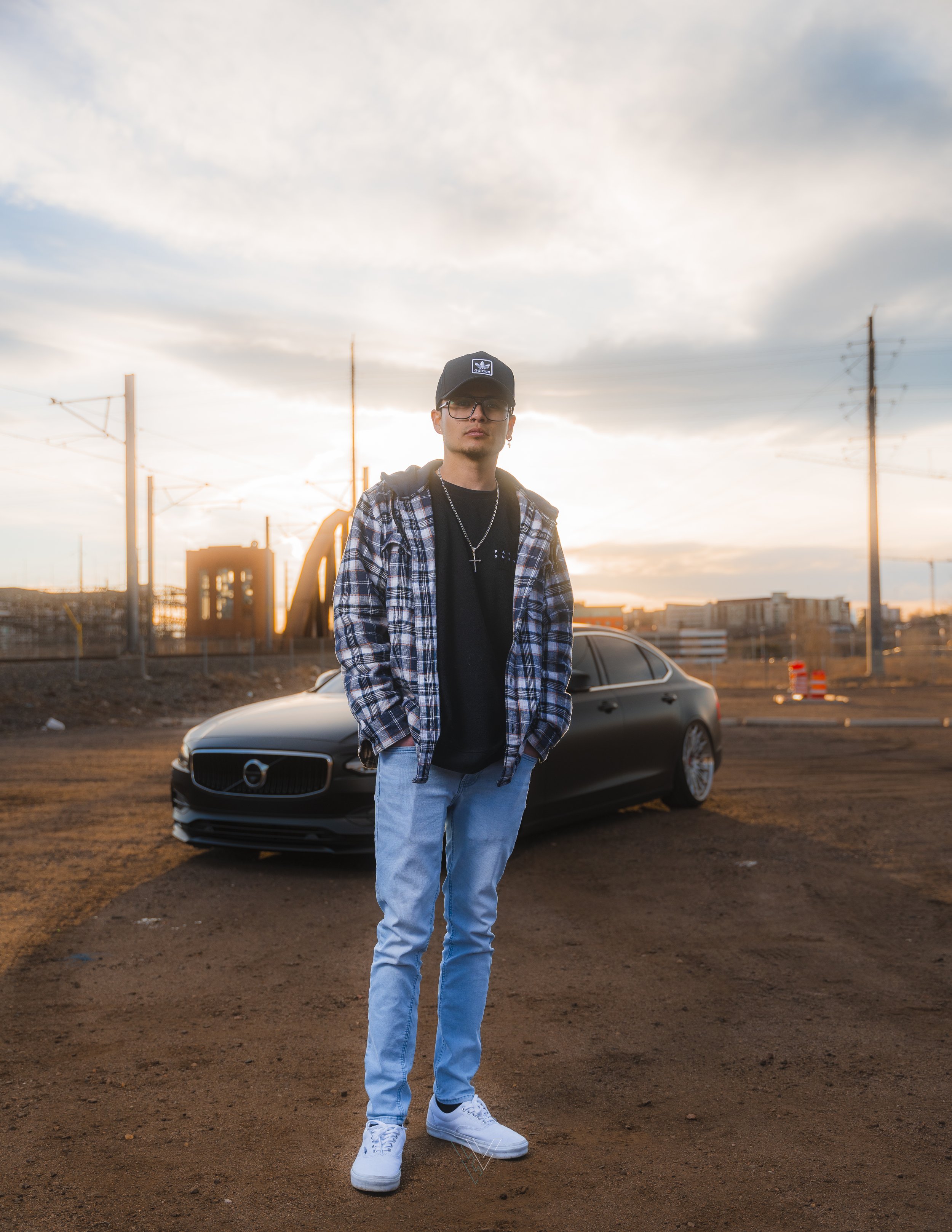 Dylan Volvo-62.jpg