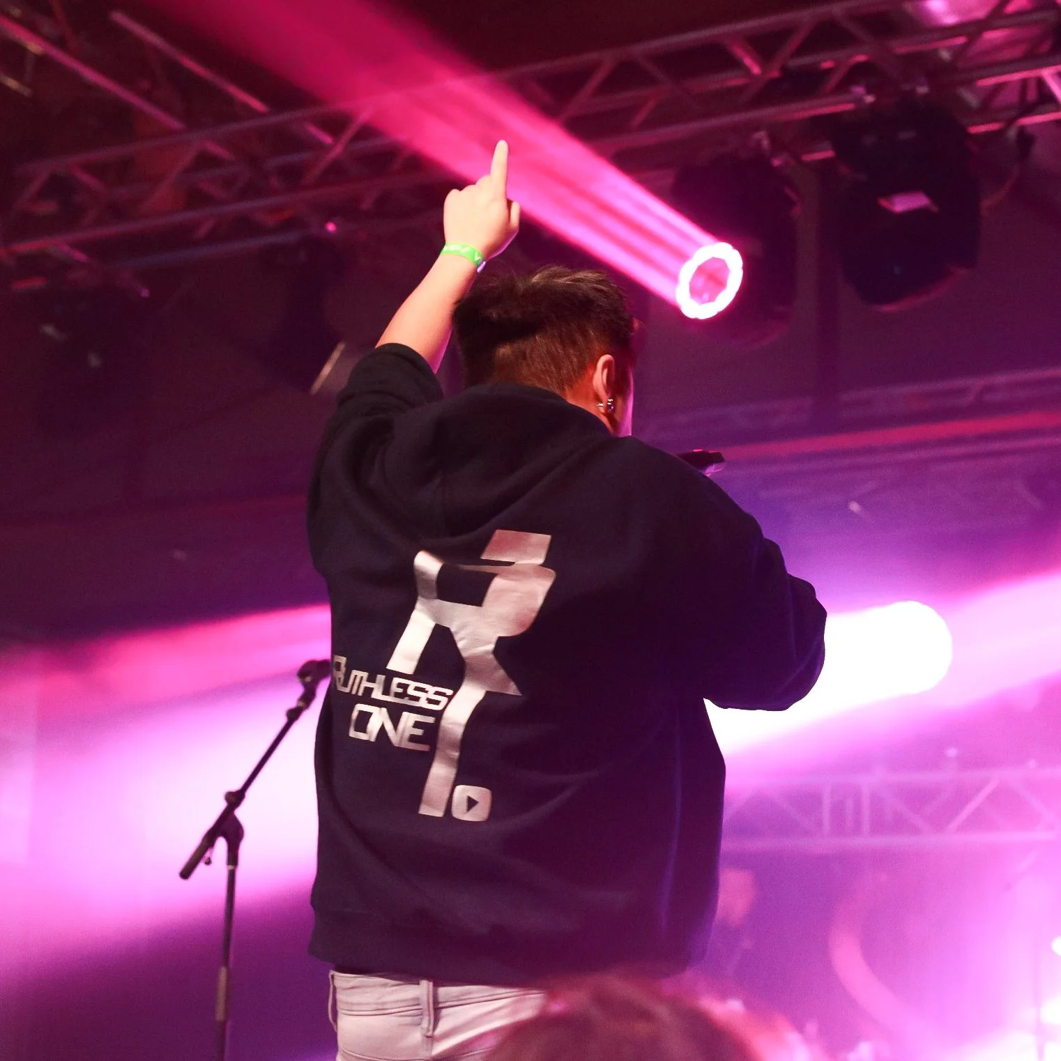 Leng Xeng Thao LXT img 1.jpg