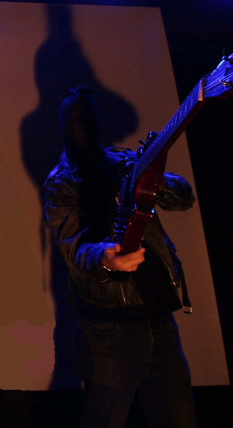 Lee Shadow.jpg