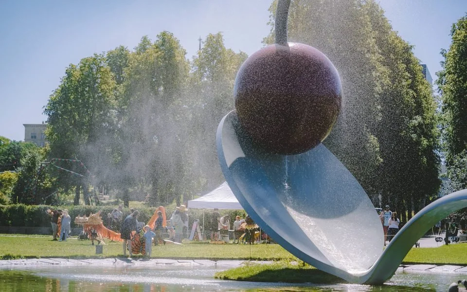 Minneapolis Sculpture Garden + Skyline Mini-Golf