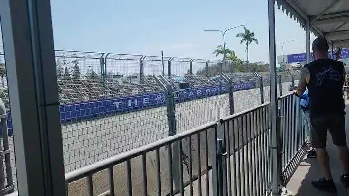 🏎 V8 Supercars on the Gold Coast

These are the types of events we love to offer our members! Giving our BUA community the opportunity to experience these cool events is all part of the job 💪
.
.
.
#events #adf #adffamilies #firstresponders #emerge