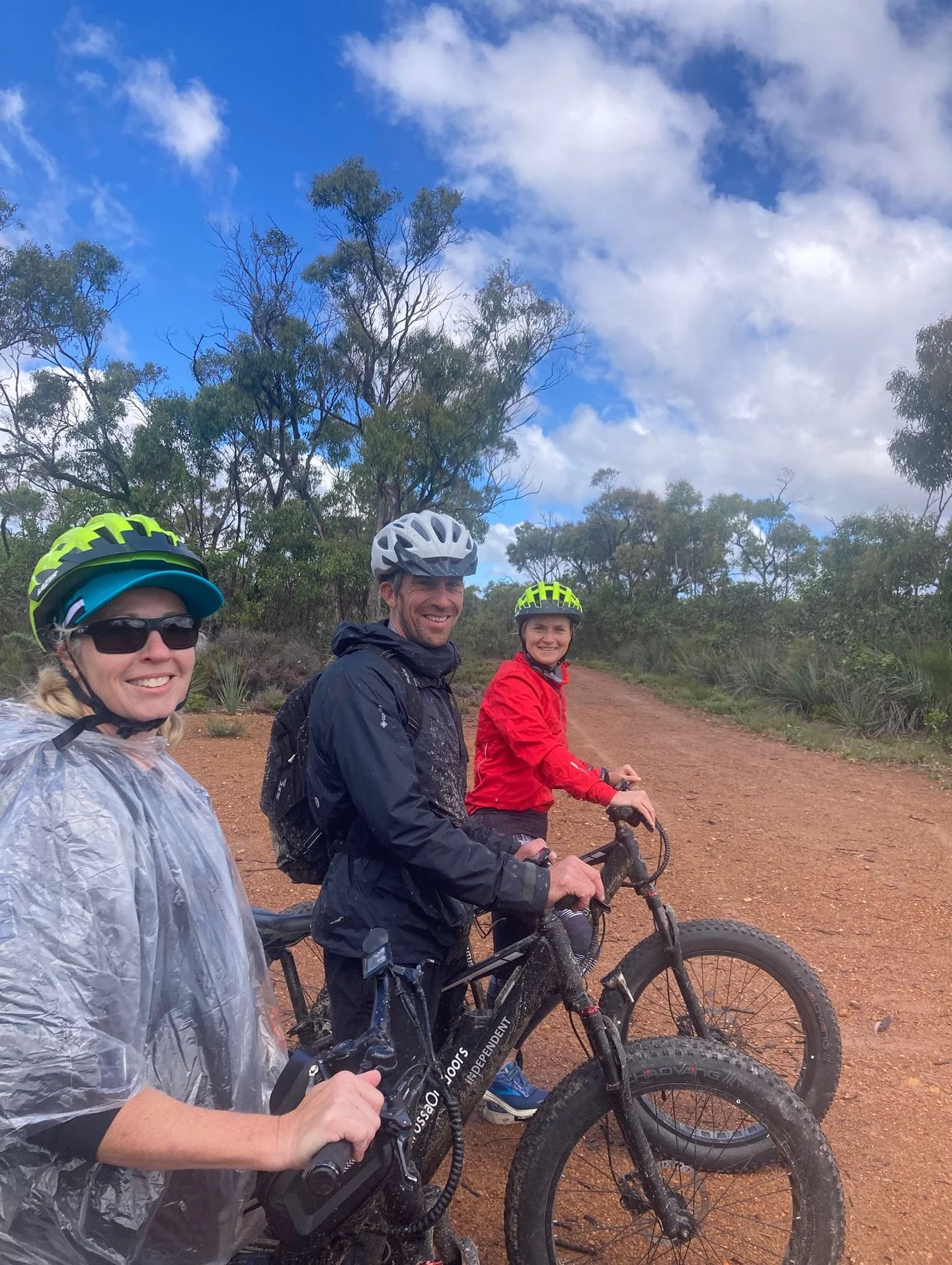 E-biking adventure in Adelaide 🚲🌧

One thing about BUA is that we love adventure and enjoy the challenge of showing up - rain, hail or shine! 

Join us for our next outdoor adventure 💪
.
.
.
#adf #adffamilies #defence #support #community #events #