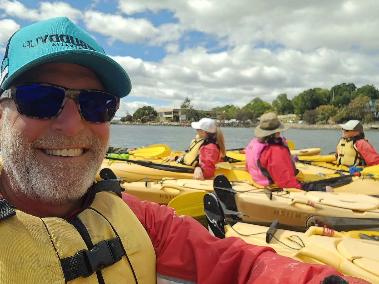 Thanks to the Department of Veterans&rsquo; Affairs, Team Tassie was able to take to the sea and spend 2 hours on the weekend kayaking along Hobart&rsquo;s coastline 🌊

A wonderful way to spend a summer Sunday with our members ☀️
.
.
.
#adf #defence