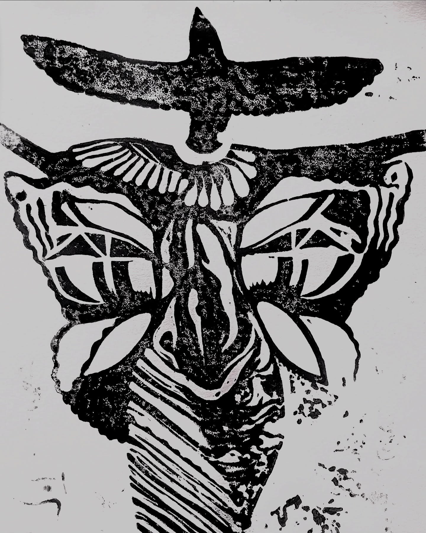 Hand printed linocuts to reveal how it prints. Carvings to be continued. 3.14 wing queen is almost finished
