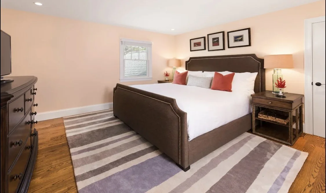 king room1.jpg