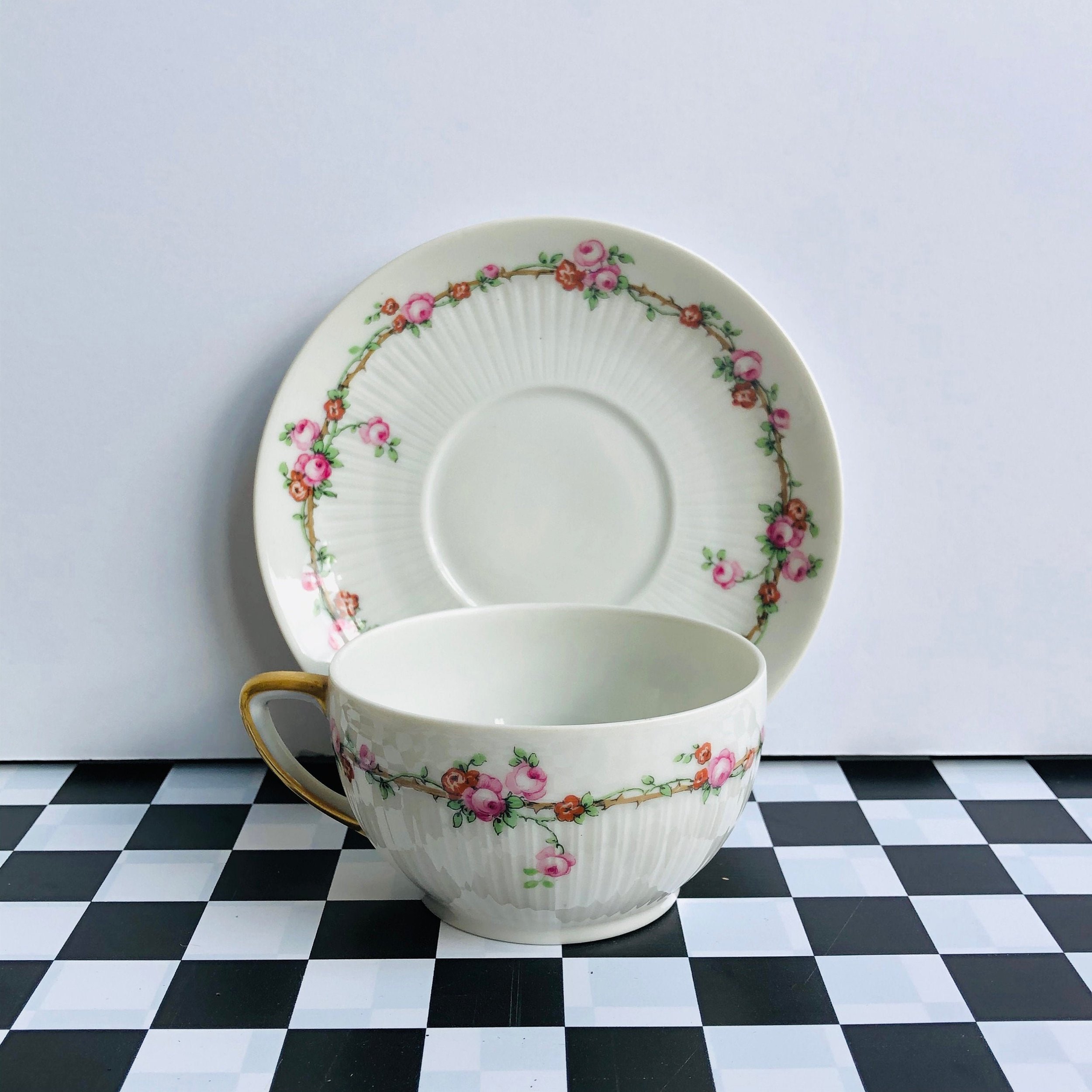 https://i.etsystatic.com/7697672/r/il/ead3cf/2494967818/il_fullxfull.2494967818_jyxk.jpg