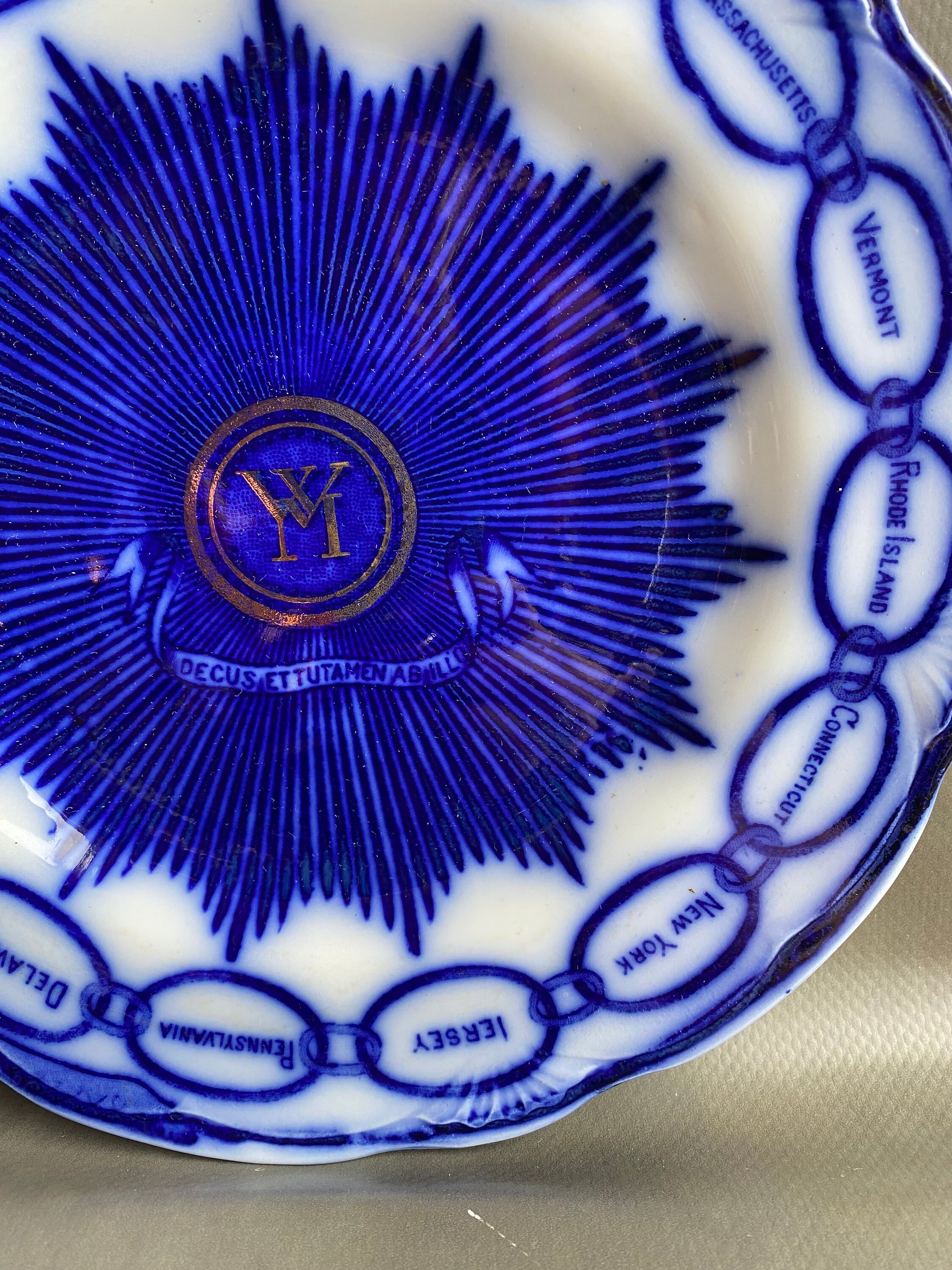 https://i.etsystatic.com/7697672/r/il/018751/4525424558/il_fullxfull.4525424558_gwry.jpg