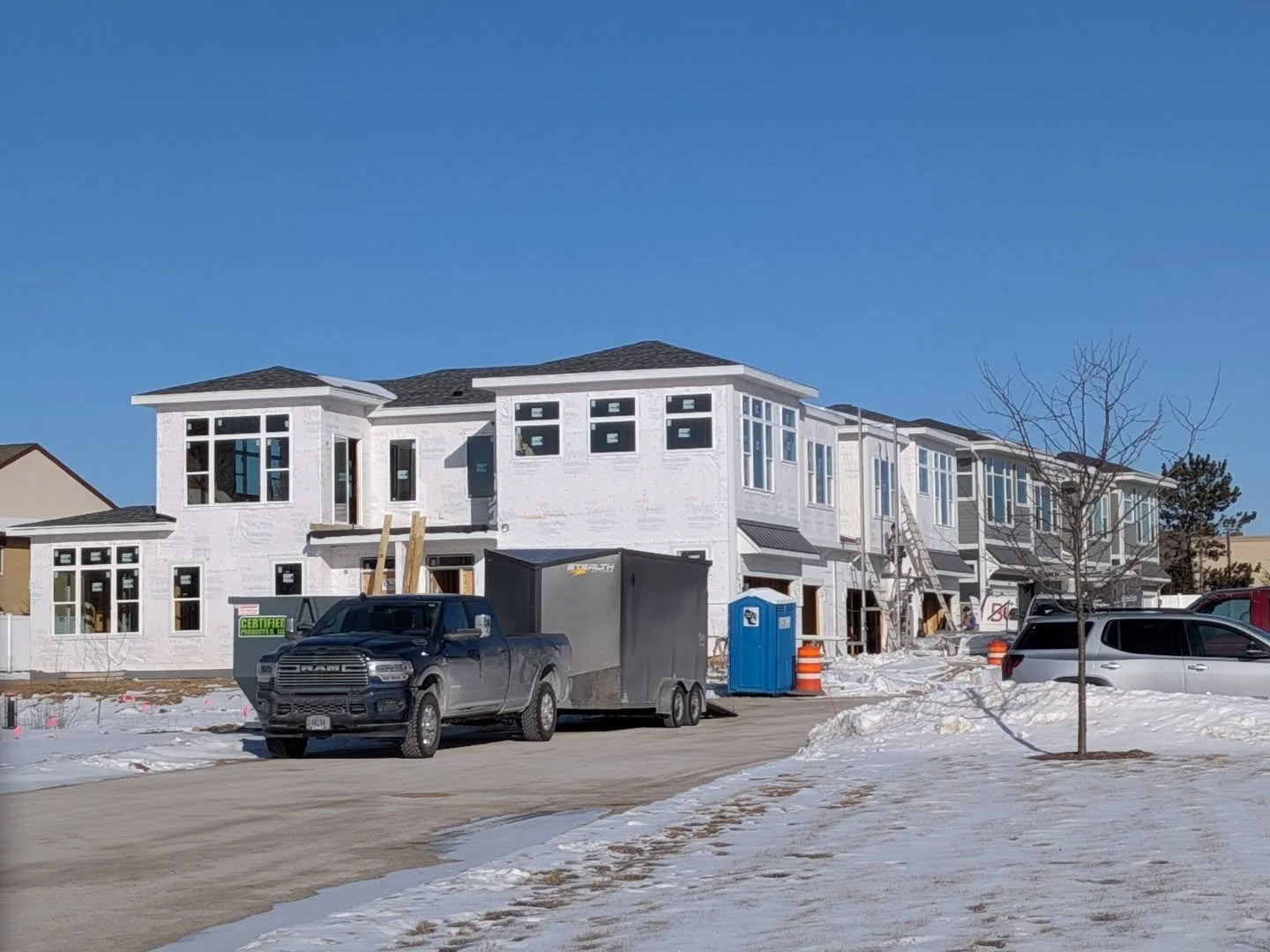 The 3rd condo building at Aspen Overlook is well underway.  There will be 9 in total.

Developer: @cornerstone_development 
Architect: @lexdesigngroupllc 

#condo #condoliving #condolife #architecture #design