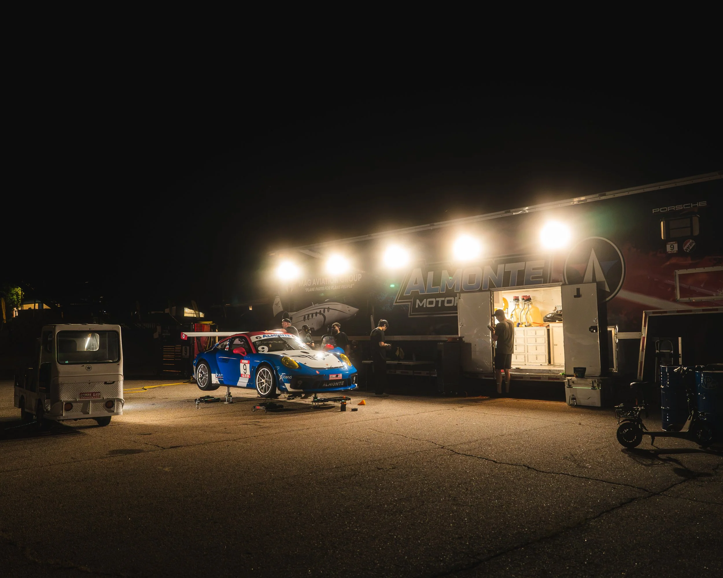 Almonte-motorsports-transporter-freightliner-hauler-racecars-porsche-sponsors