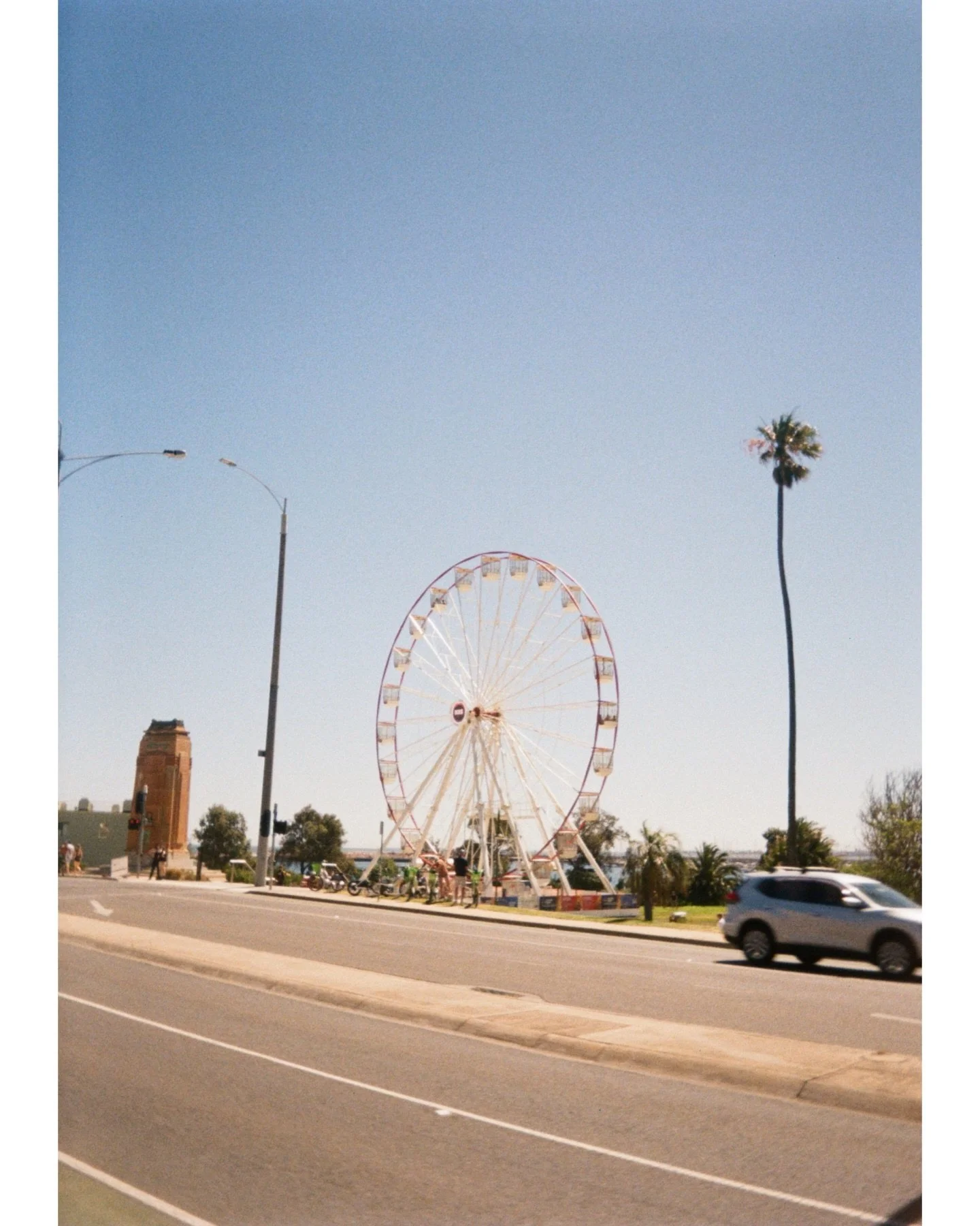 Melbourne no.18

37&deg;51&rsquo;44&rdquo;S | 144&ordm;58&rsquo;22&rdquo;E

#kodakektarh35 #kodakgold400