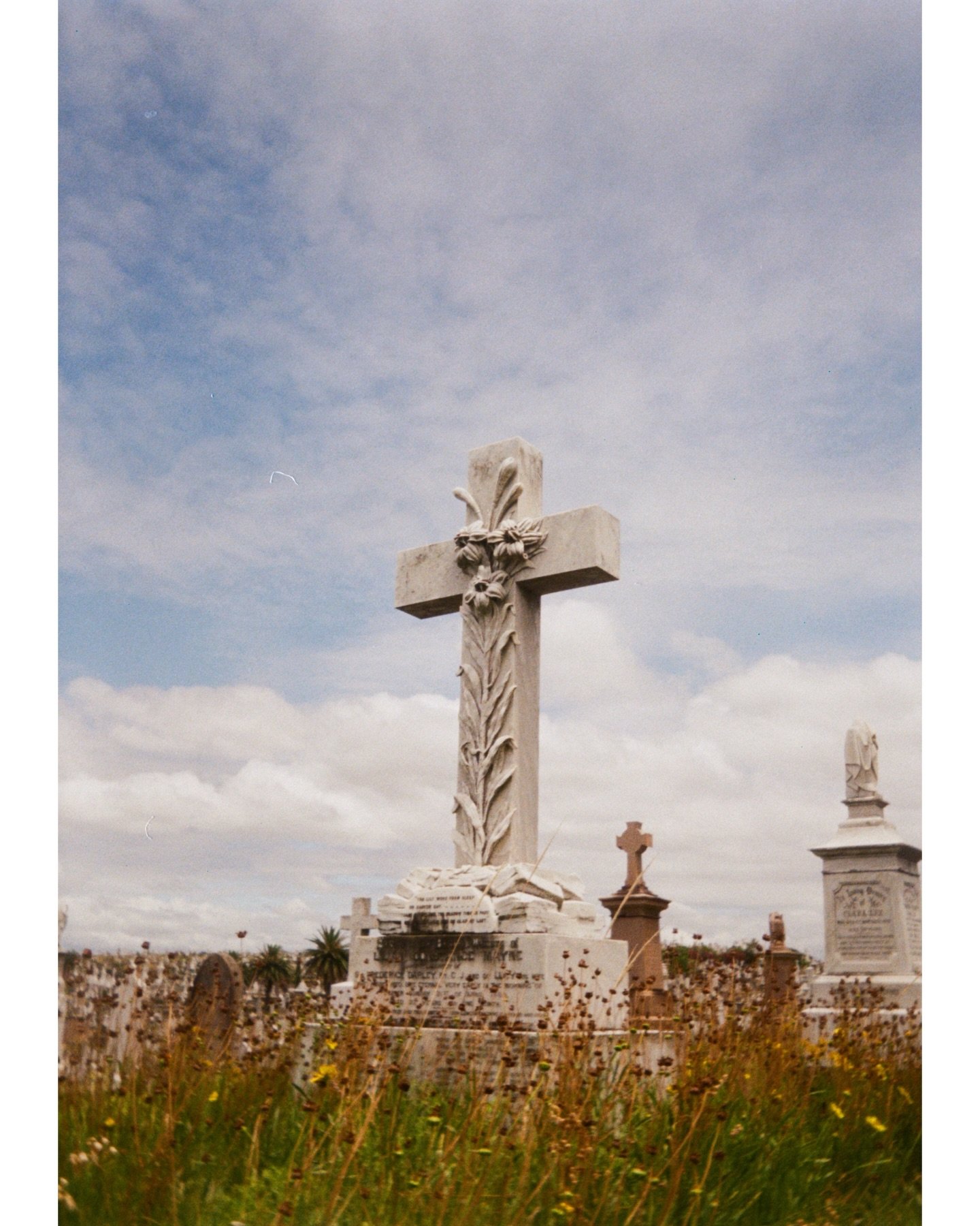 Sydney no.13 

33&deg;54&rsquo;28.62&rdquo;S | 151&deg;16&rsquo;04.54 E

#kodakektarh35&nbsp;#kodakgold400&nbsp;#onfilm&nbsp;#analog #filmgrain