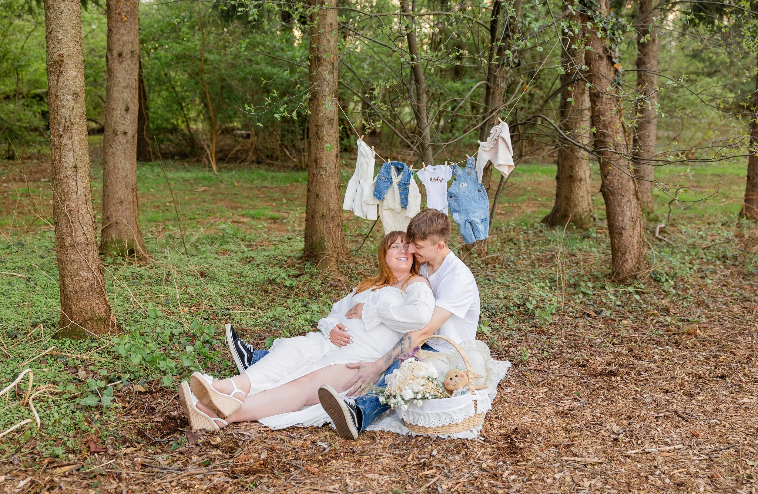 Yoder Maternity Session //&nbsp;Overlook Park, Lancaster PA&nbsp;