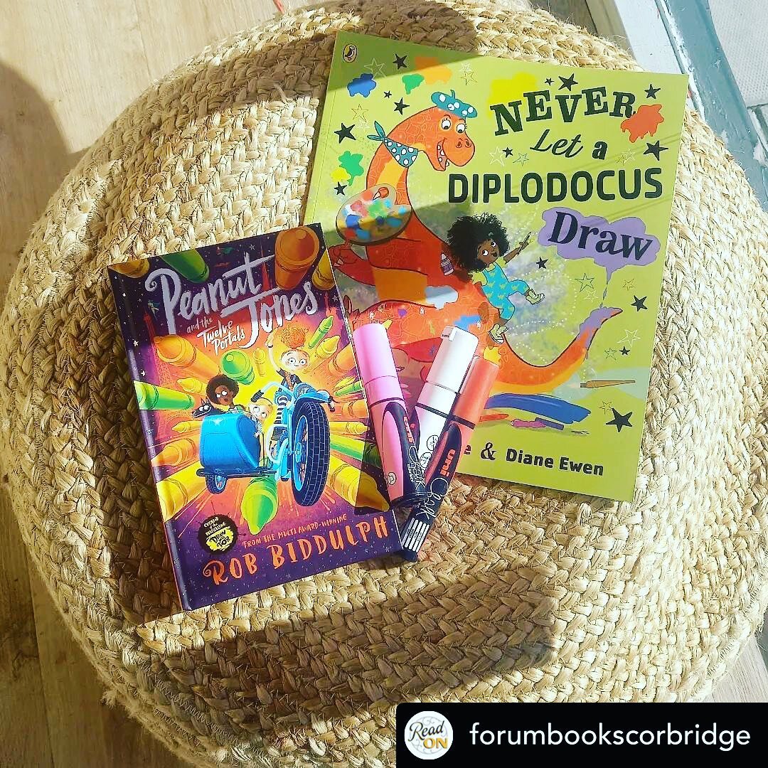 Well chuffed to see our Never Let a Diplodocus Draw being shared in an artsy session at a bookshop along with a book by the legend that is #RobBiddulph! 🦕🎨🎉 @creativedewen @puffinbooksuk 

Posted @withregram &bull; @forumbookscorbridge We're getti