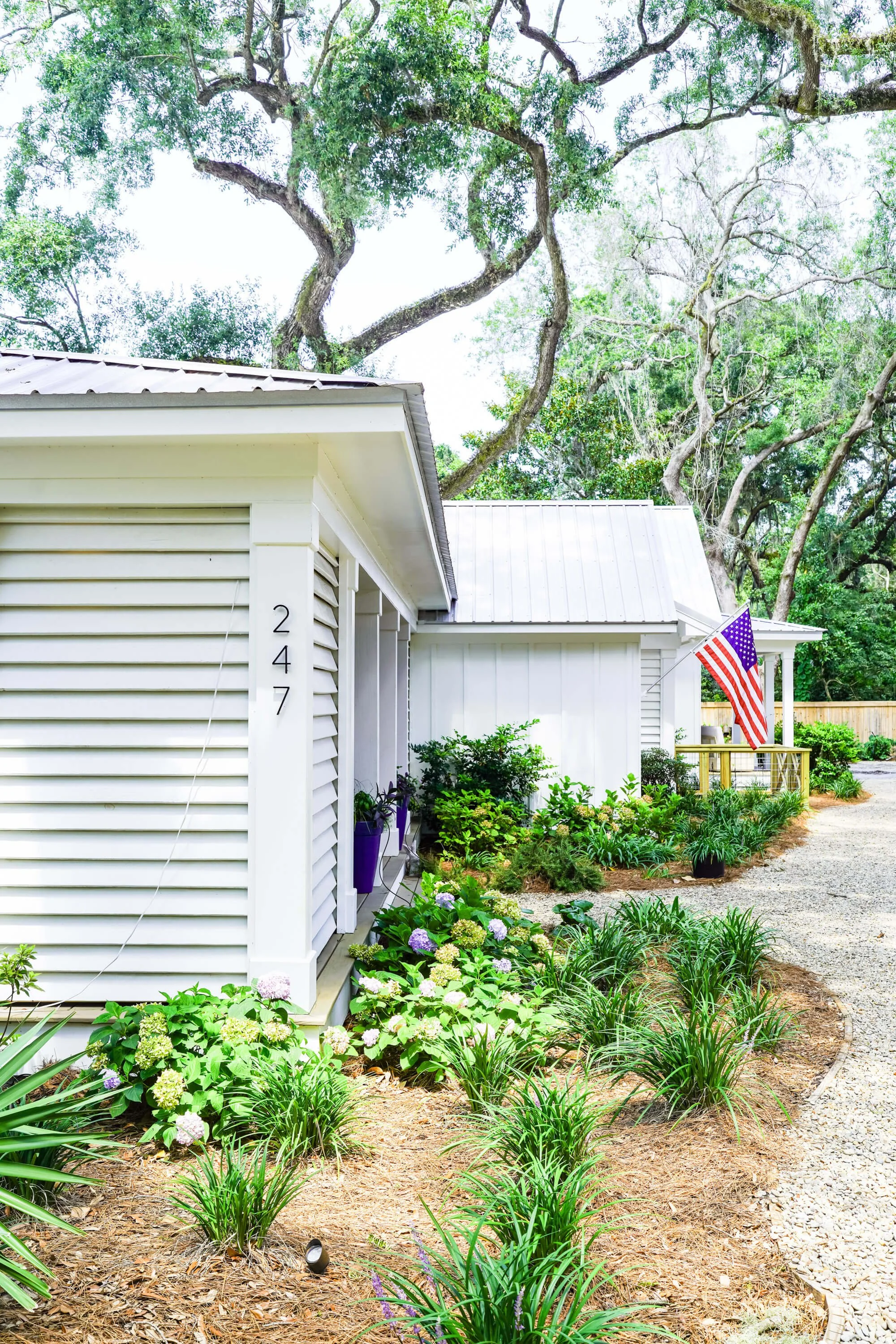 eloise-cottage-hosted-vacation-rentals-ssi-01.jpg