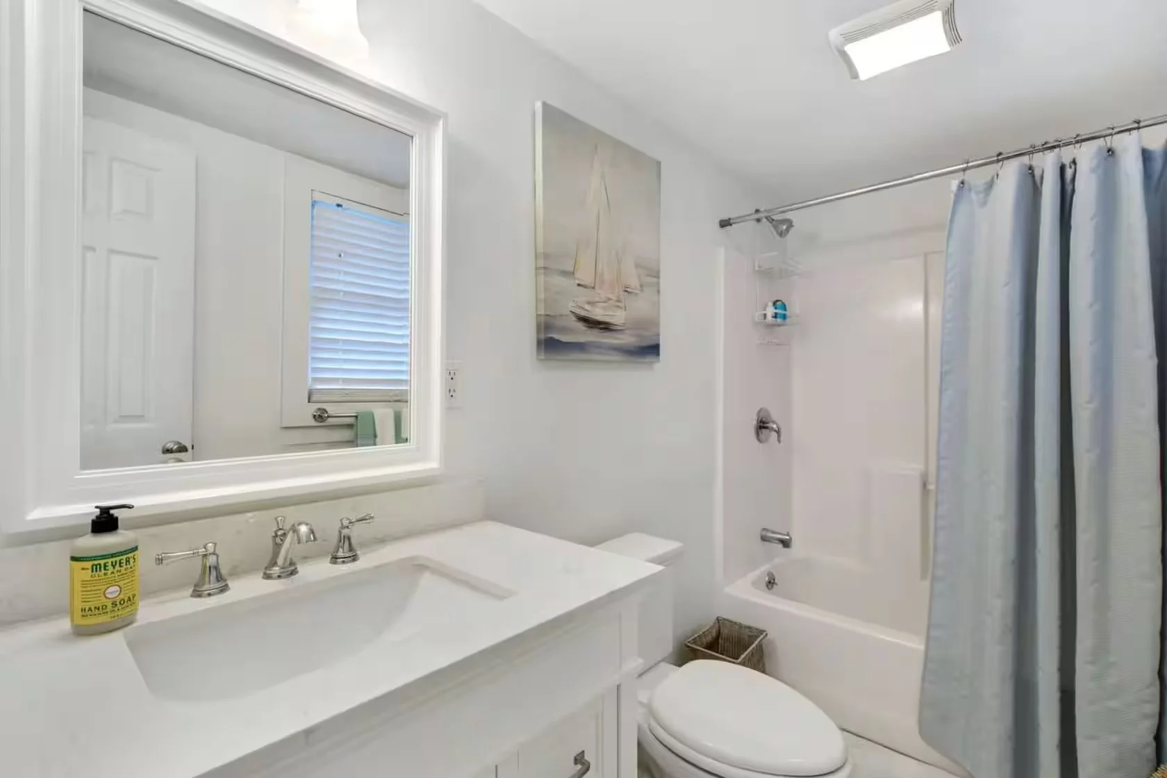 studio-at-college-street-hosted-ssi-vacation-rentals3.jpeg