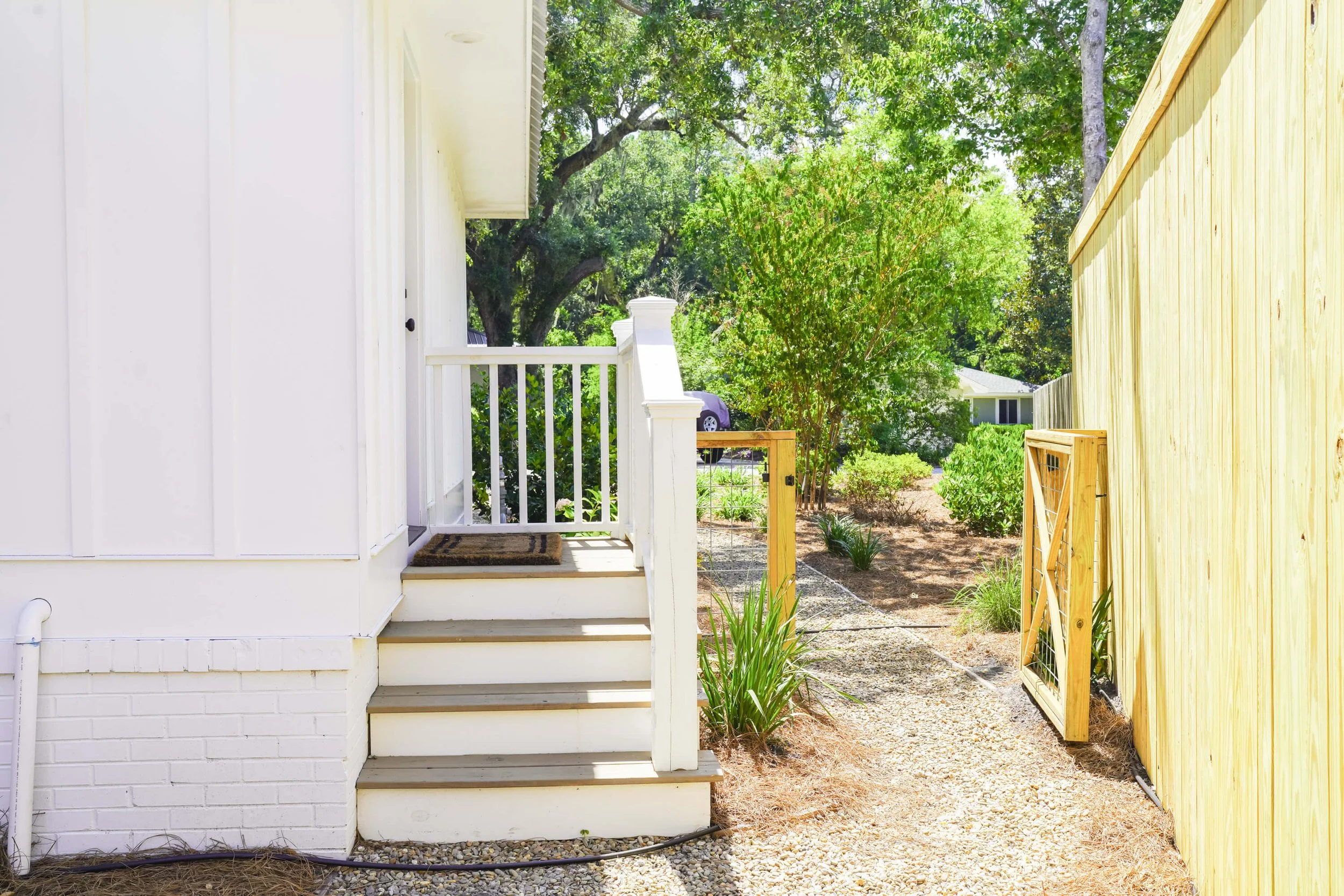 eloise-cottage-hosted-vacation-rentals-ssi-04.jpg