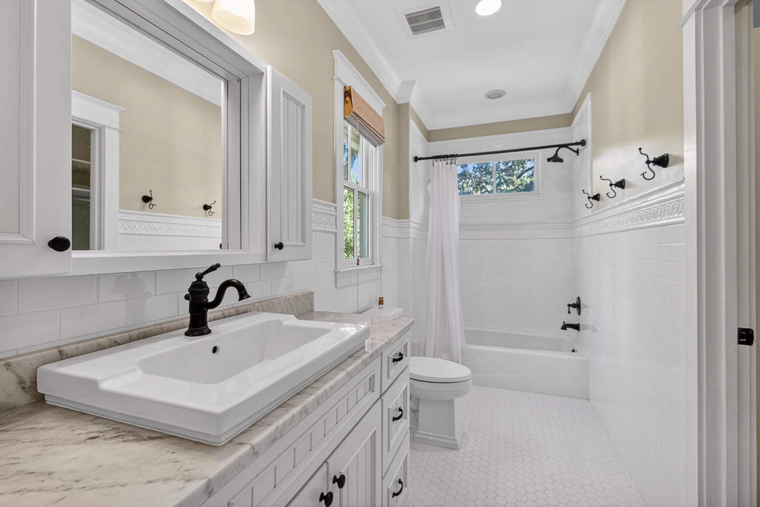 1030-village-oaks-ln-hosted-vacation-rentals-ssi-19.jpg