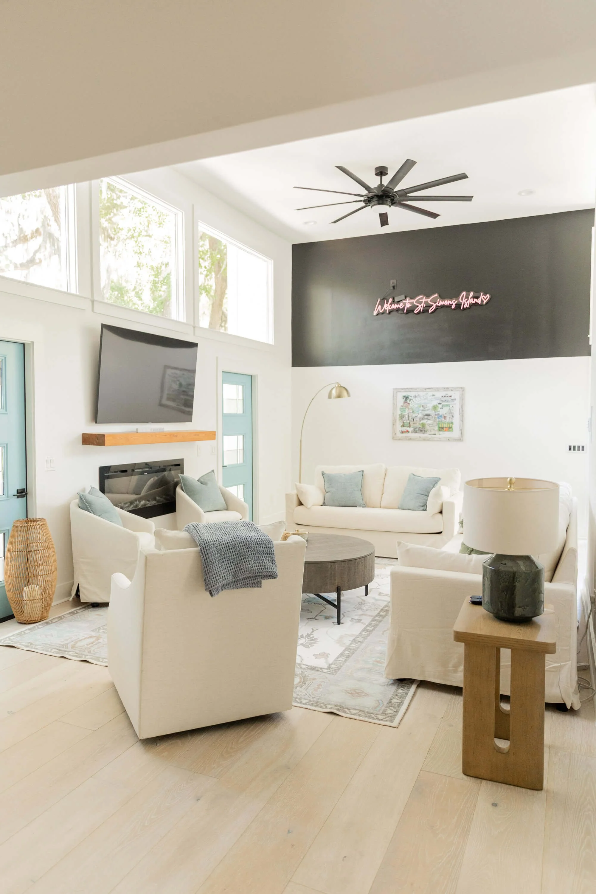 peachy-keen-hosted-vacation-rentals-ssi-07.jpg