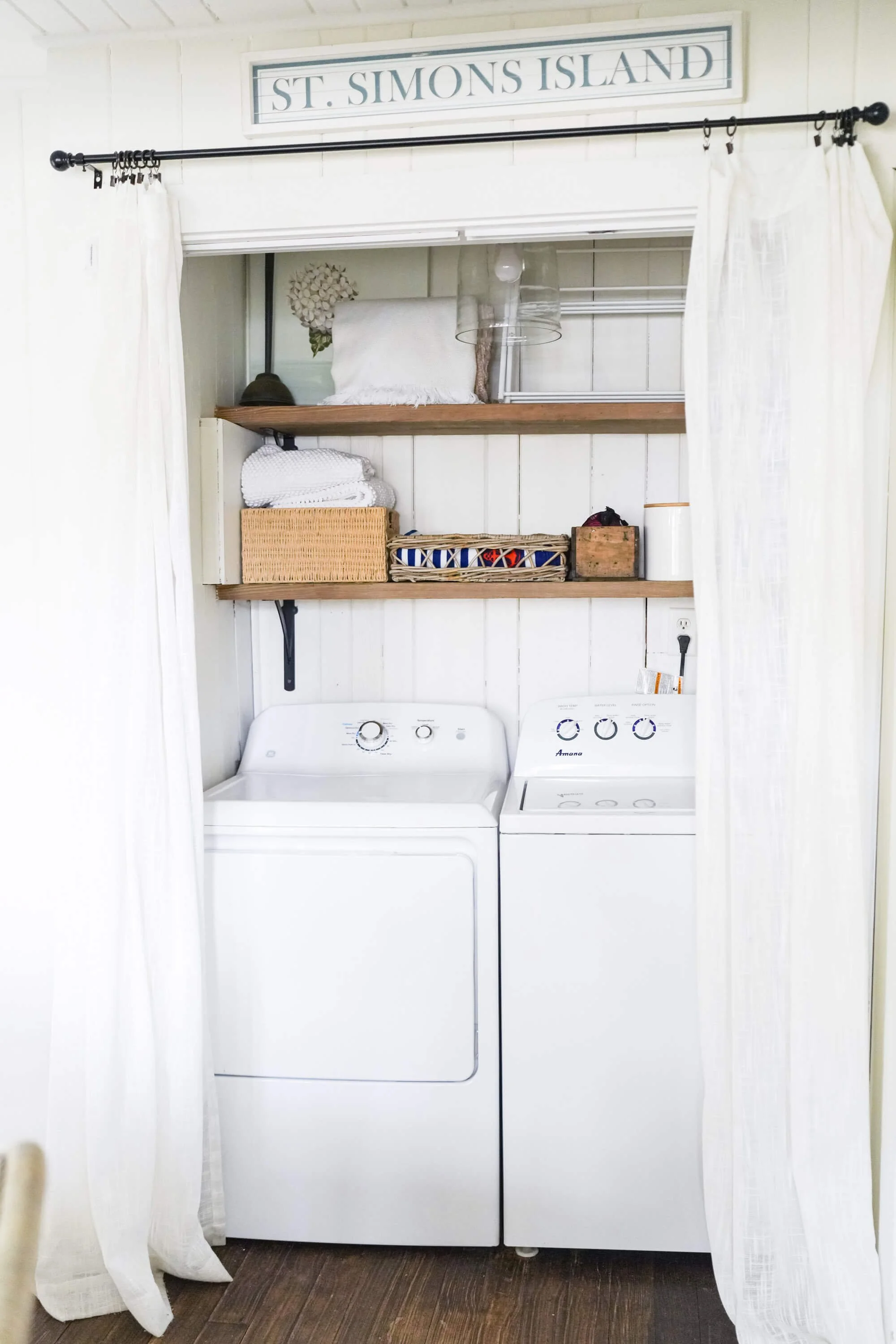 college-street-hosted-vacation-rentals-ssi-44.jpg