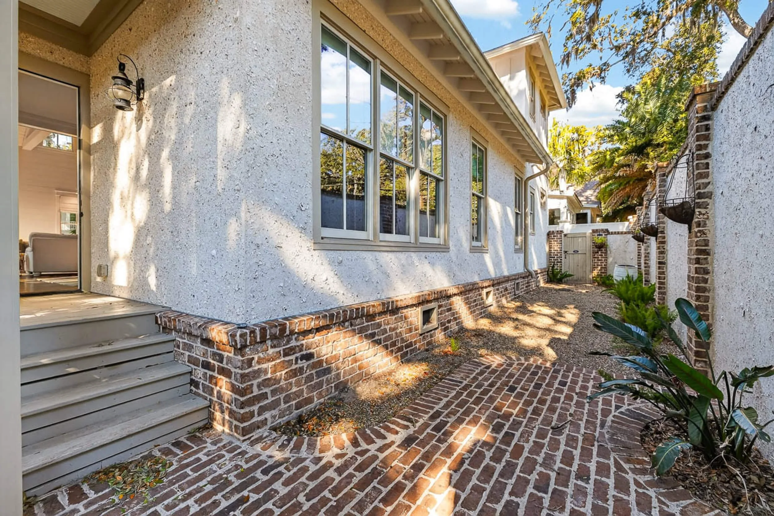 1030-village-oaks-ln-hosted-vacation-rentals-ssi-24.jpg