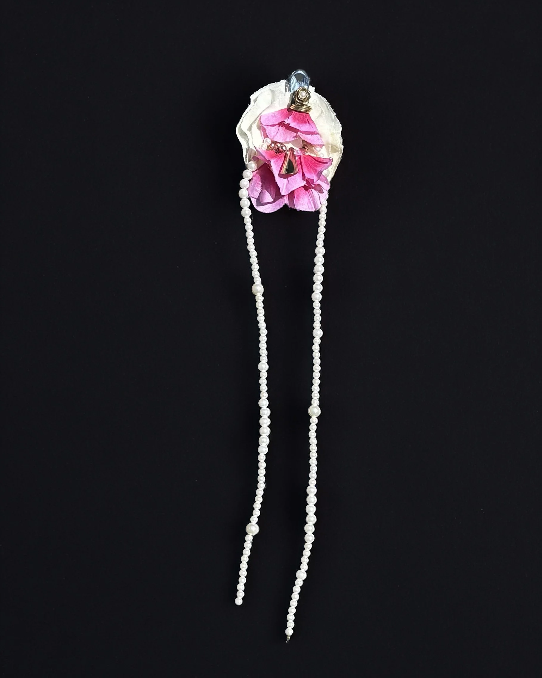  Ascension Spirit   
Soft Sculpture 
 Found Materials   
Discarded Doll, Fabric,  
Found Natural Materials,  
Costume Jewelry, Plastic Gems