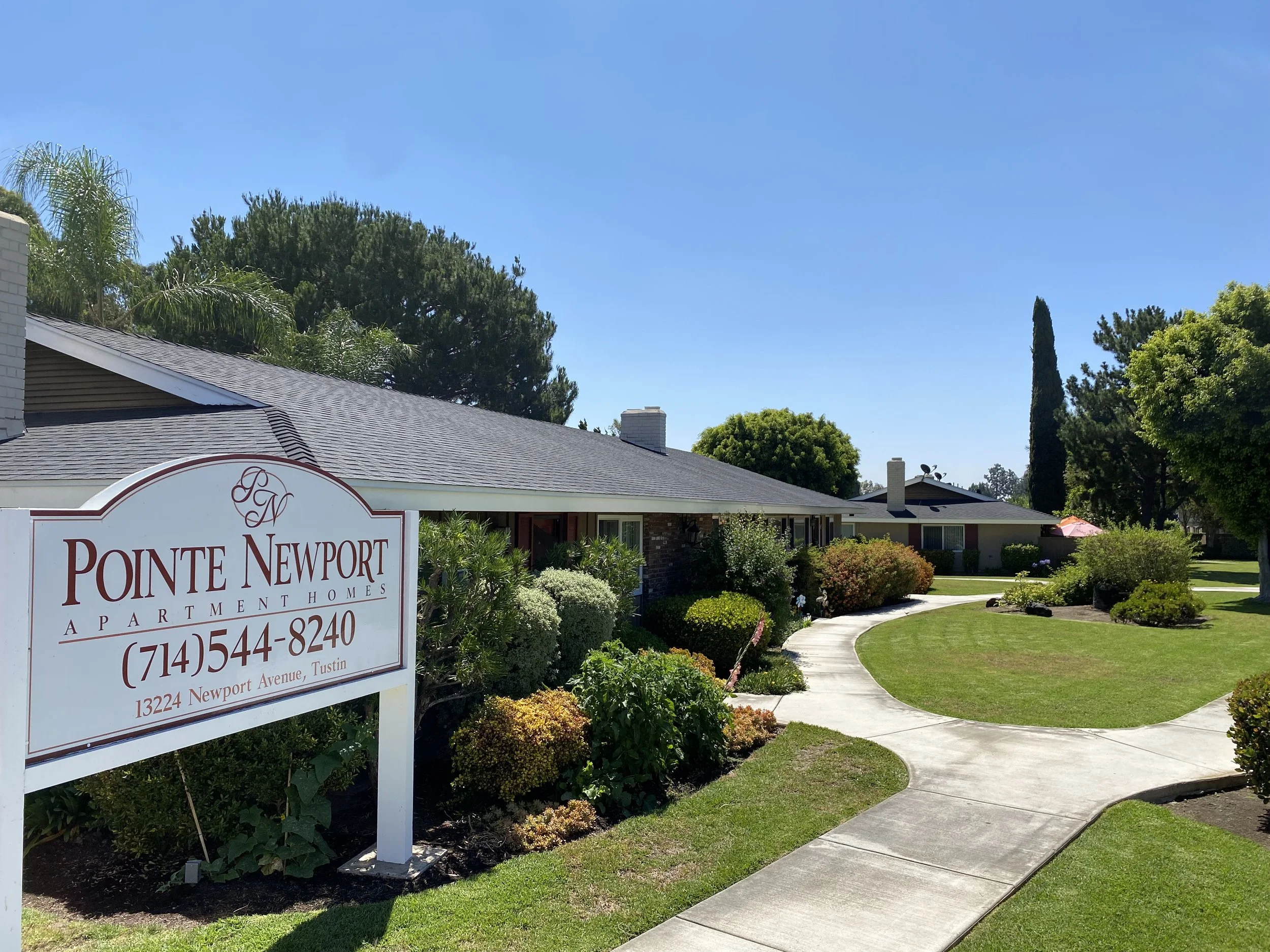 Pointe Newport Apartments