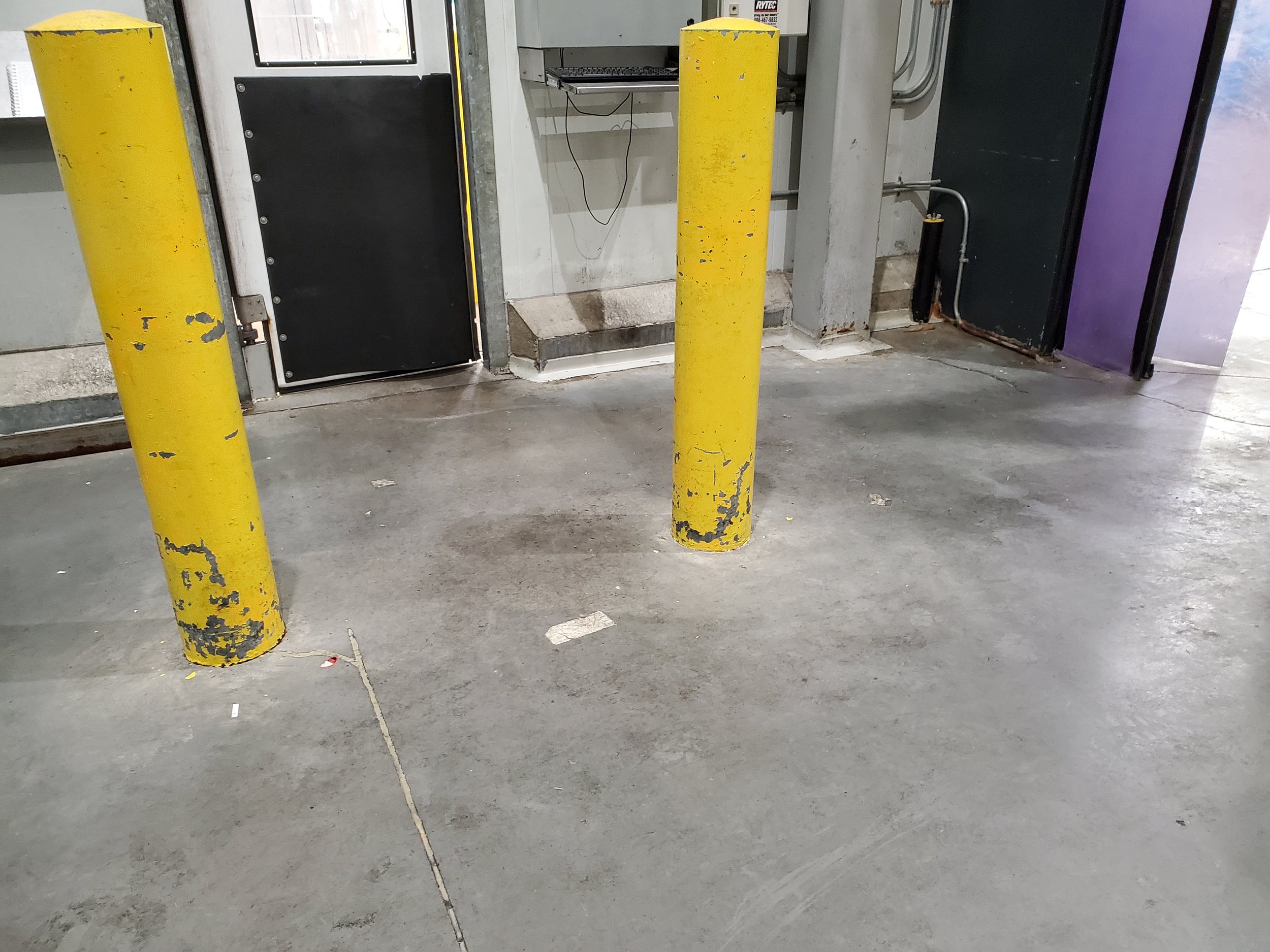 workstation-area-demarcation-before.jpg