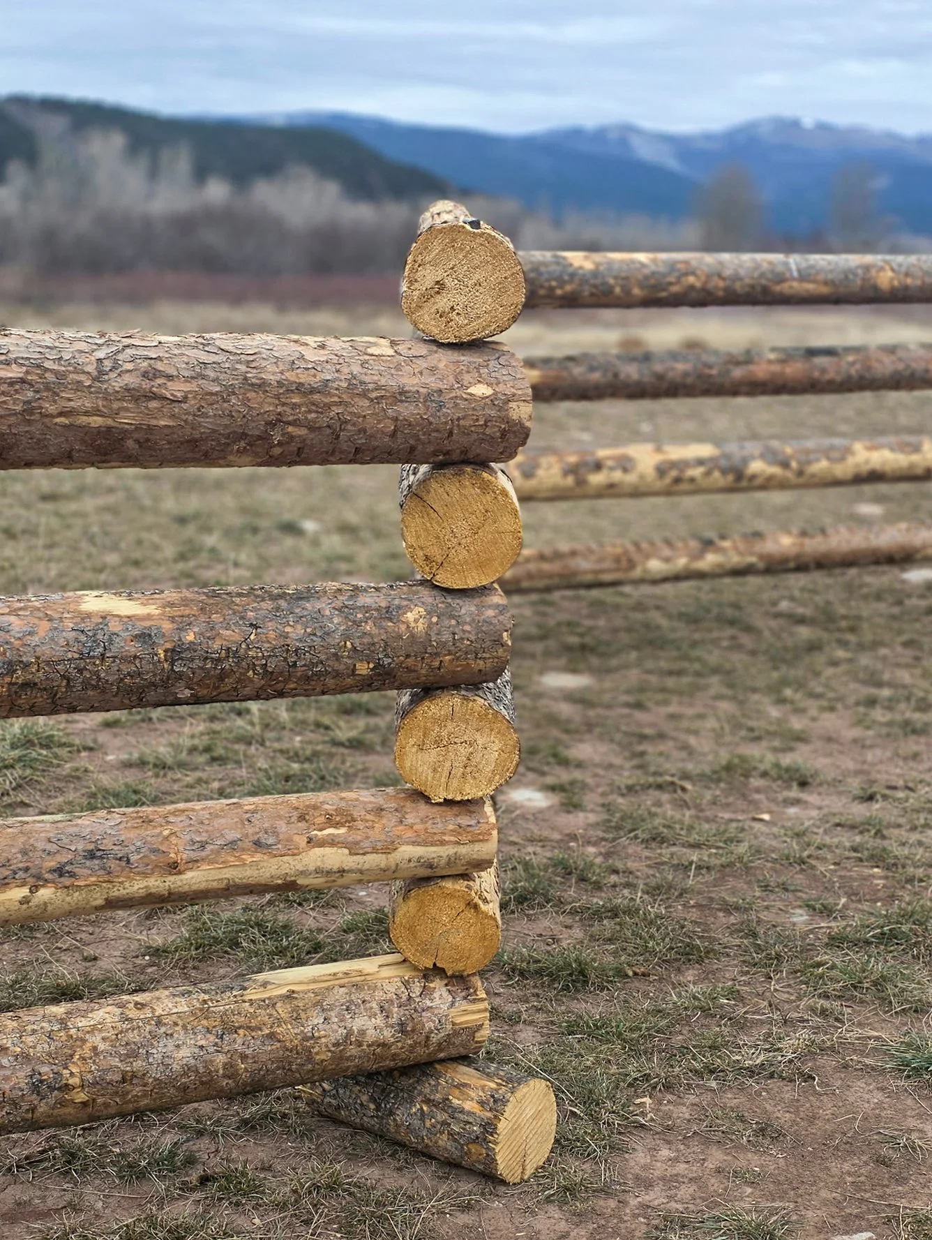 Rocky-mountain-Ranch-Services_fence_Zig-Zag_5.jpg