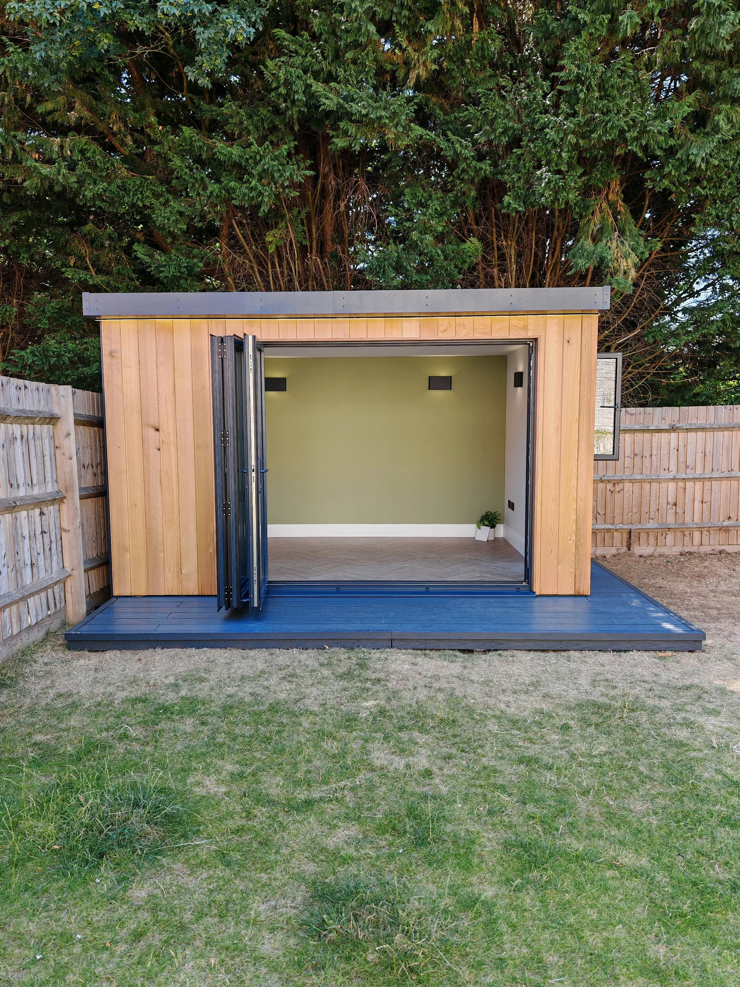 CFM Pod - Bespoke Design 3.jpg