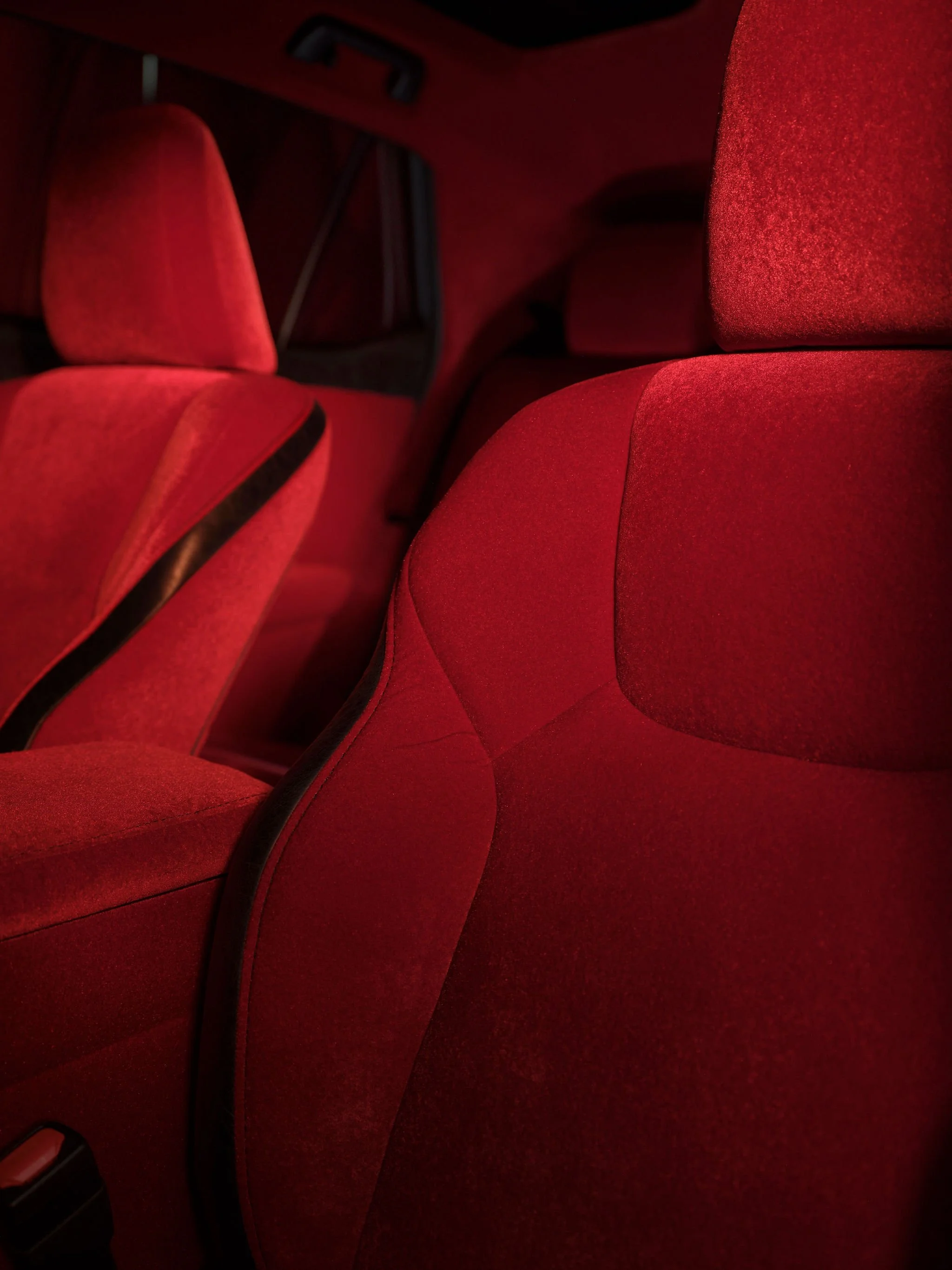 RZVelvetSeats.jpg