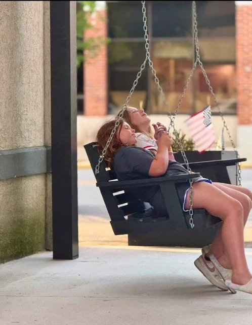 Ottawa: Where there's time to stop and swing awhile.