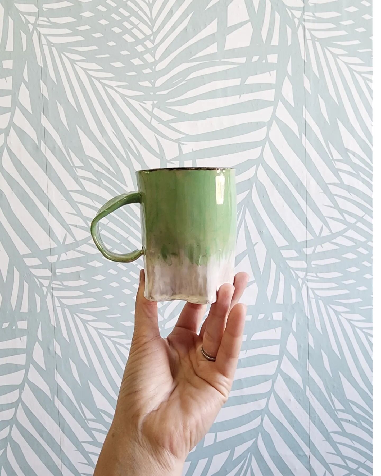 Sign up today for Mother's Day weekend classes! We still have some space available!
.
.
.
.
📷 student mug
.
.
.
#artstpete #artclasses #potteryclasses #potteryclass #potterystudio #stpetepottery #tampabay #ilovetheburg #atelierstpete #mothersdaygift