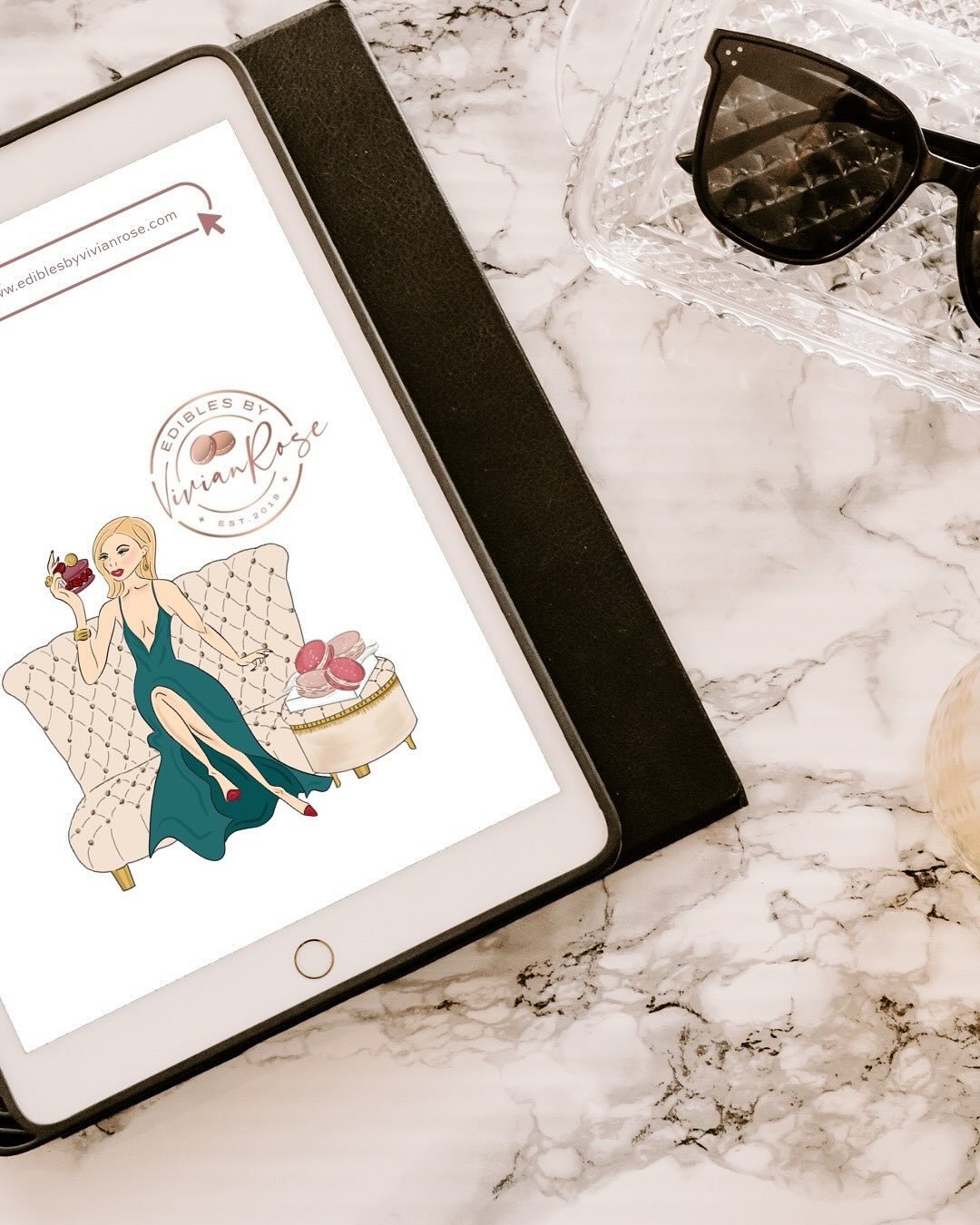 The Mood- Sweet but with an Edge, just how I like it 🍬🖤

I don&rsquo;t just illustrate, I curate feelings. This moodboard for Sweet Vivian Rose is everything, vintage glam, buttery macarons, French tufted charm, and unapologetic femme energy.

The 