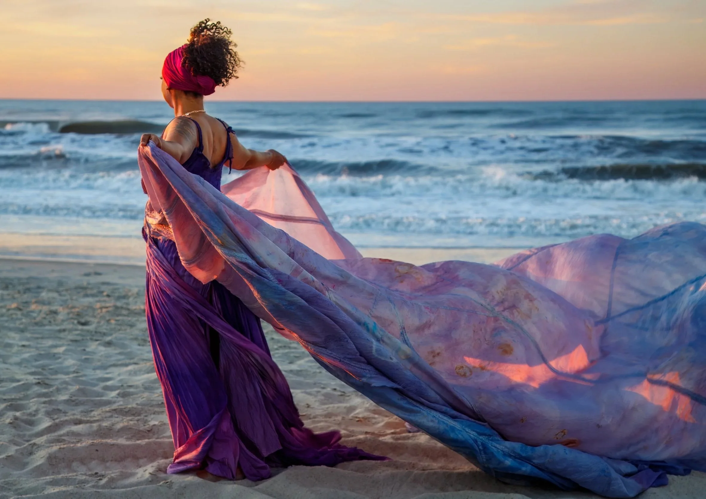 FASHION/SPECIAL OCCASION