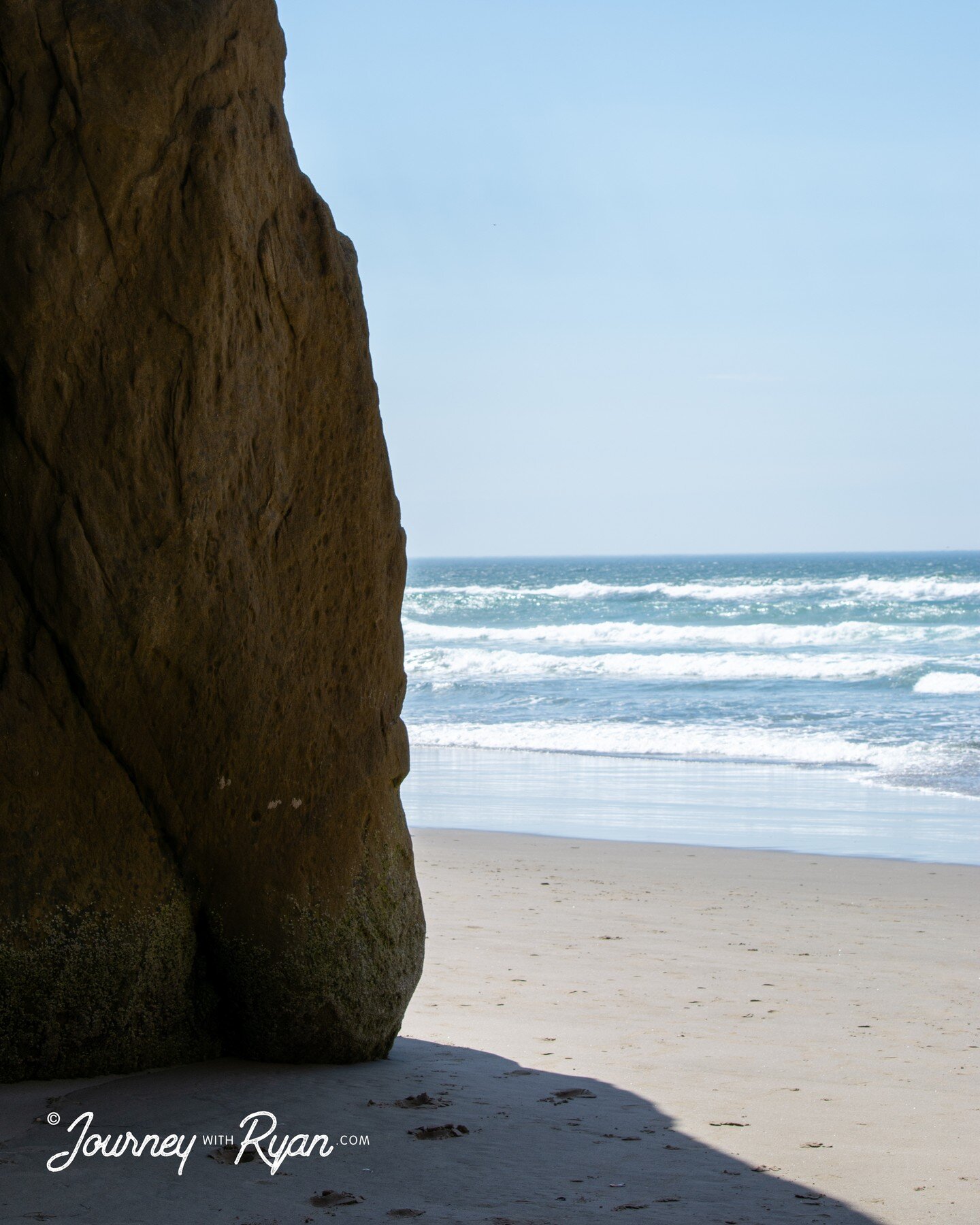 Peek around the corner...
.
Shot at @cannonbeach_or 
.
📷 #nikonz6ii
.
#journeywithryan #oregon #cannonbeach #cannonbeachoregon #oregoncoast #haystackrock #thegoonies #astoria #astoriaoregon #pacificocean #beachvibes #oregonbeach #oregonbeaches